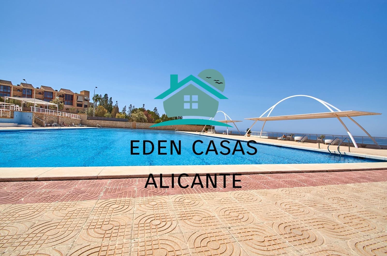 4 chambre Appartement à vendre à Playa de San Juan avec piscine - 620 000 € (Ref: 8333906)