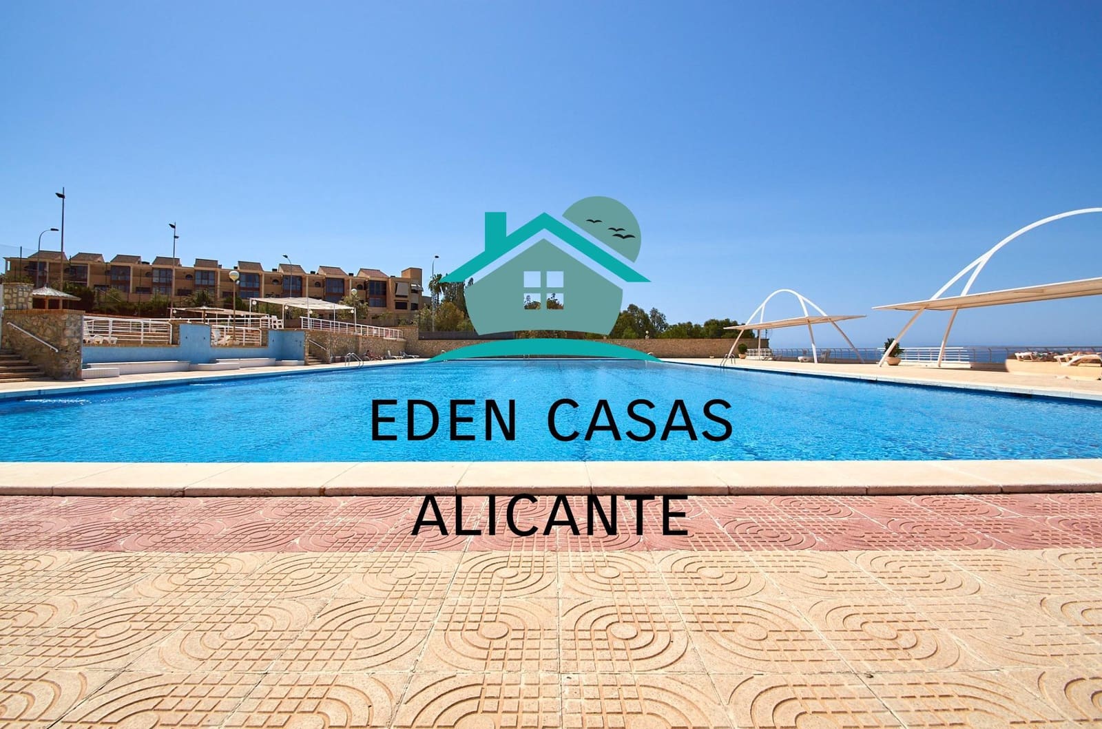 4 chambre Appartement à vendre à Playa de San Juan avec piscine - 620 000 € (Ref: 8333906)