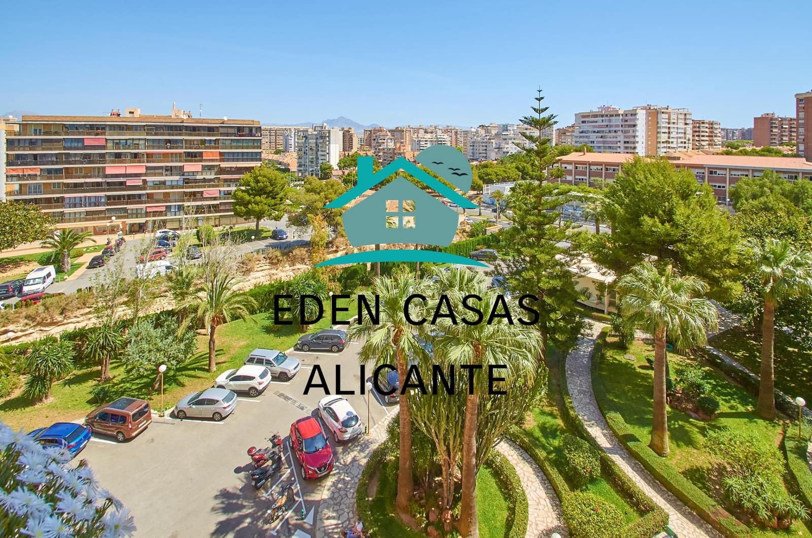 4 chambre Appartement à vendre à Playa de San Juan avec piscine - 620 000 € (Ref: 8333906)