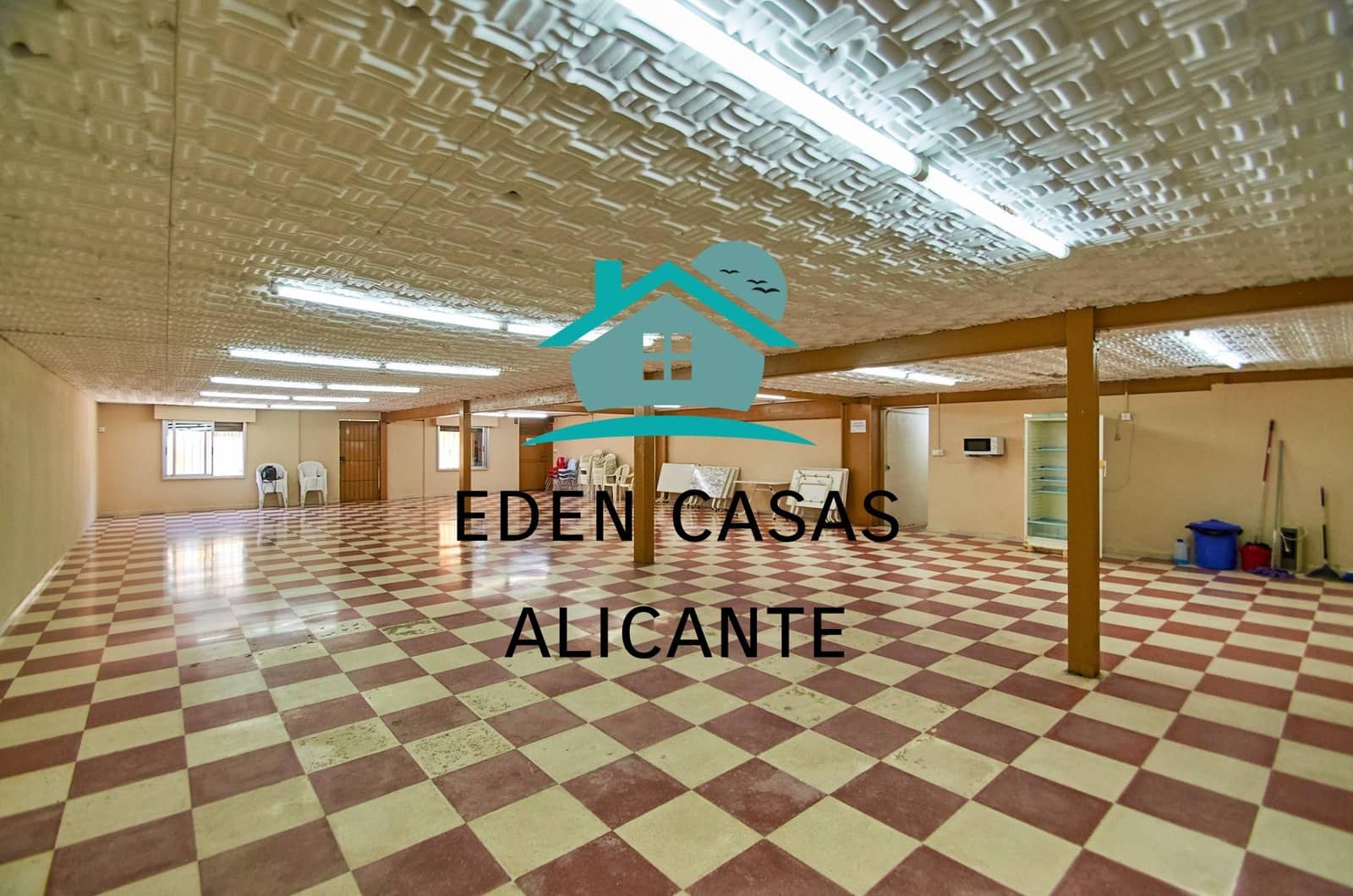 4 chambre Appartement à vendre à Playa de San Juan avec piscine - 620 000 € (Ref: 8333906)