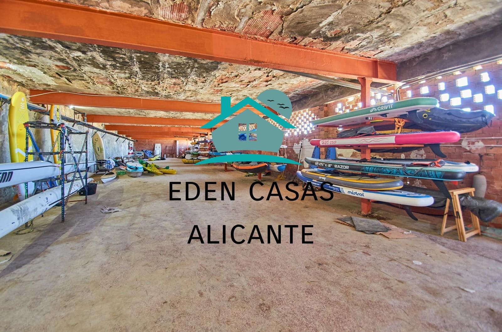 4 chambre Appartement à vendre à Playa de San Juan avec piscine - 620 000 € (Ref: 8333906)