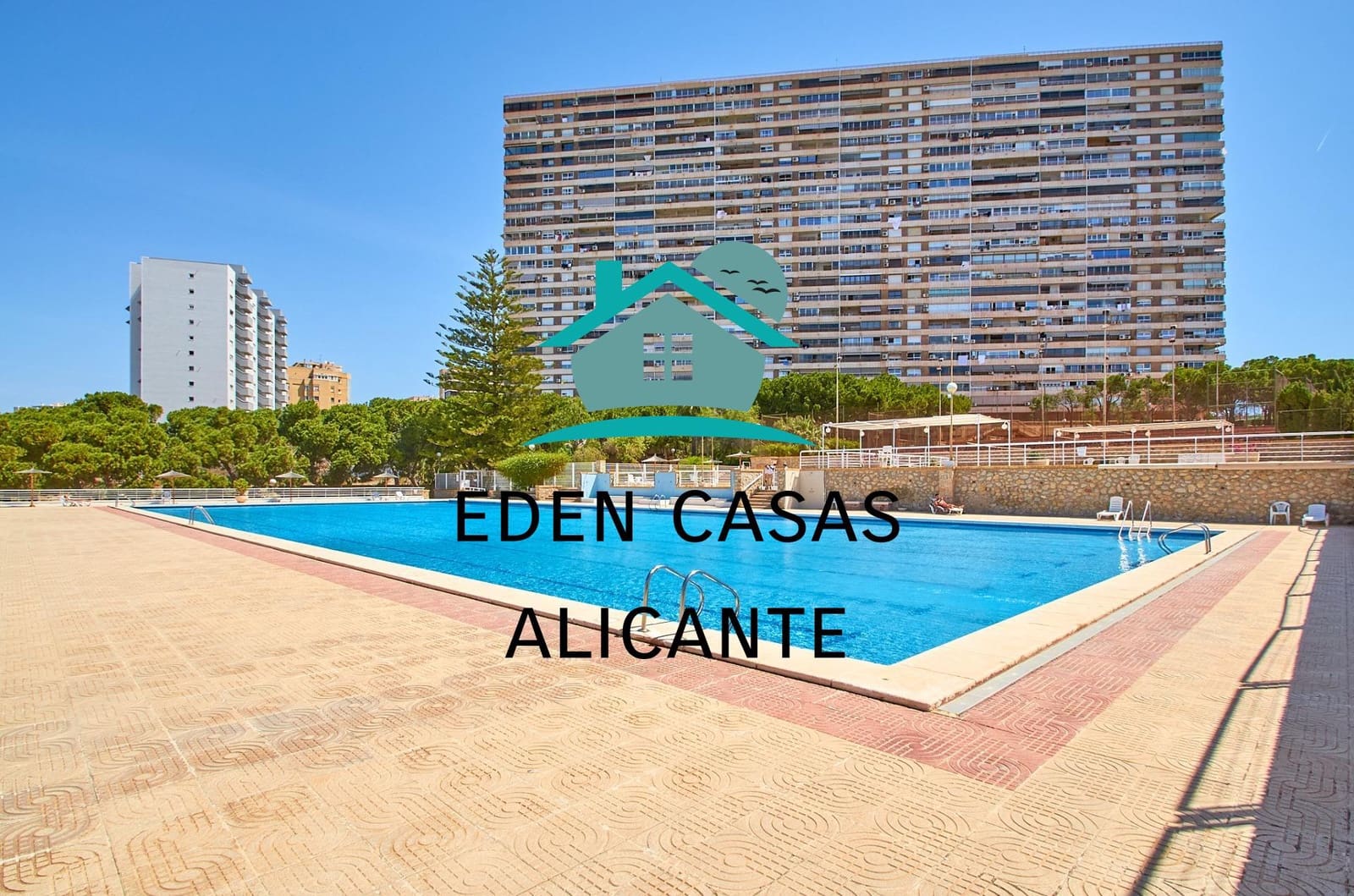 4 chambre Appartement à vendre à Playa de San Juan avec piscine - 620 000 € (Ref: 8333906)