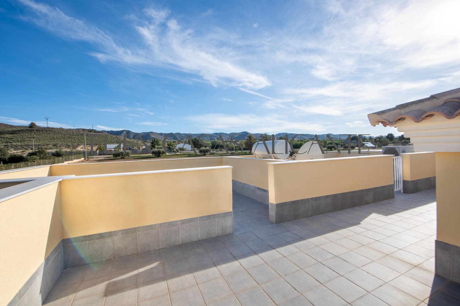 5 soveværelse Villa til salg i Aguaderas med swimmingpool garage - € 650.000 (Ref: 8741595)