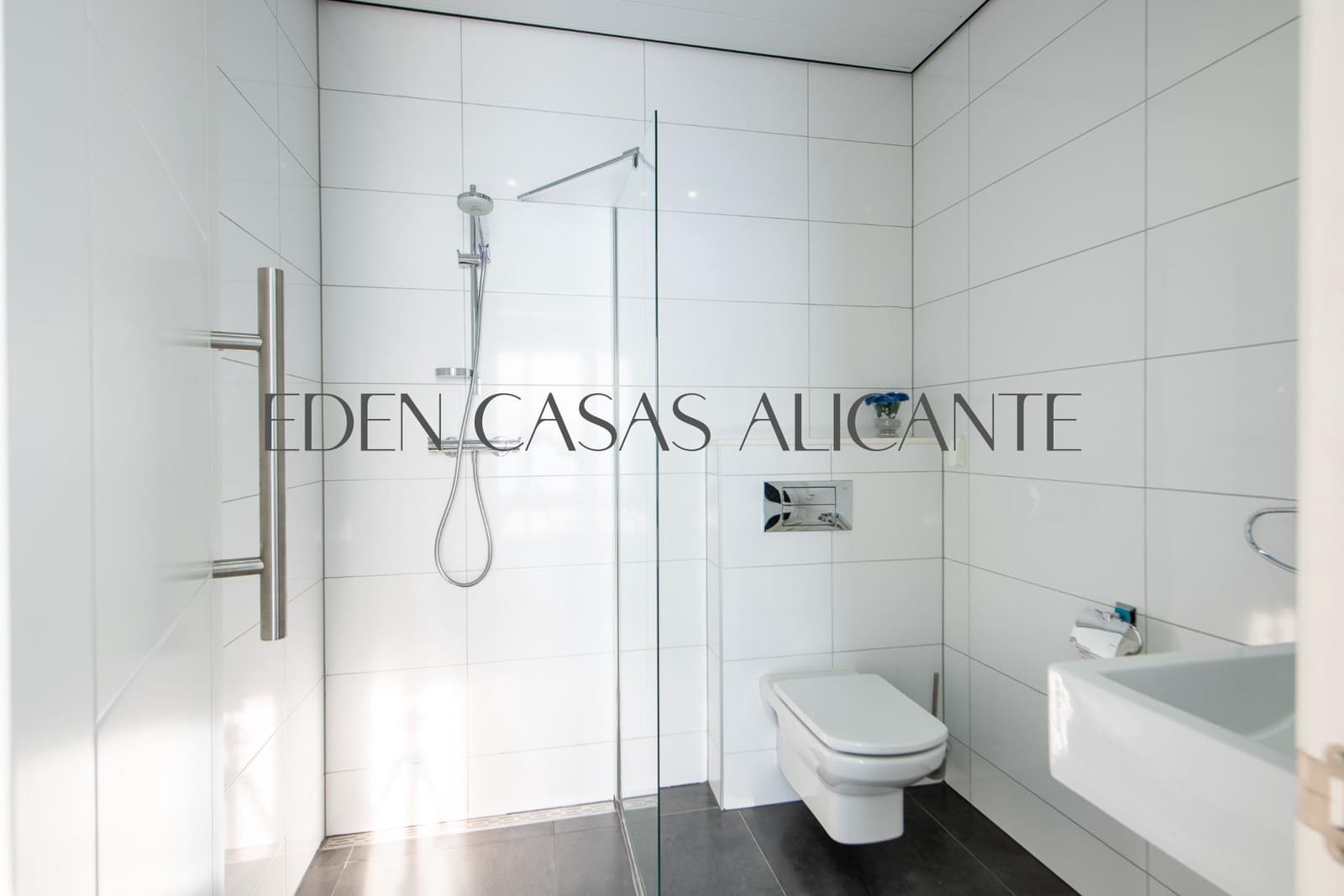 5 soveværelse Villa til salg i Aguaderas med swimmingpool garage - € 650.000 (Ref: 8741595)