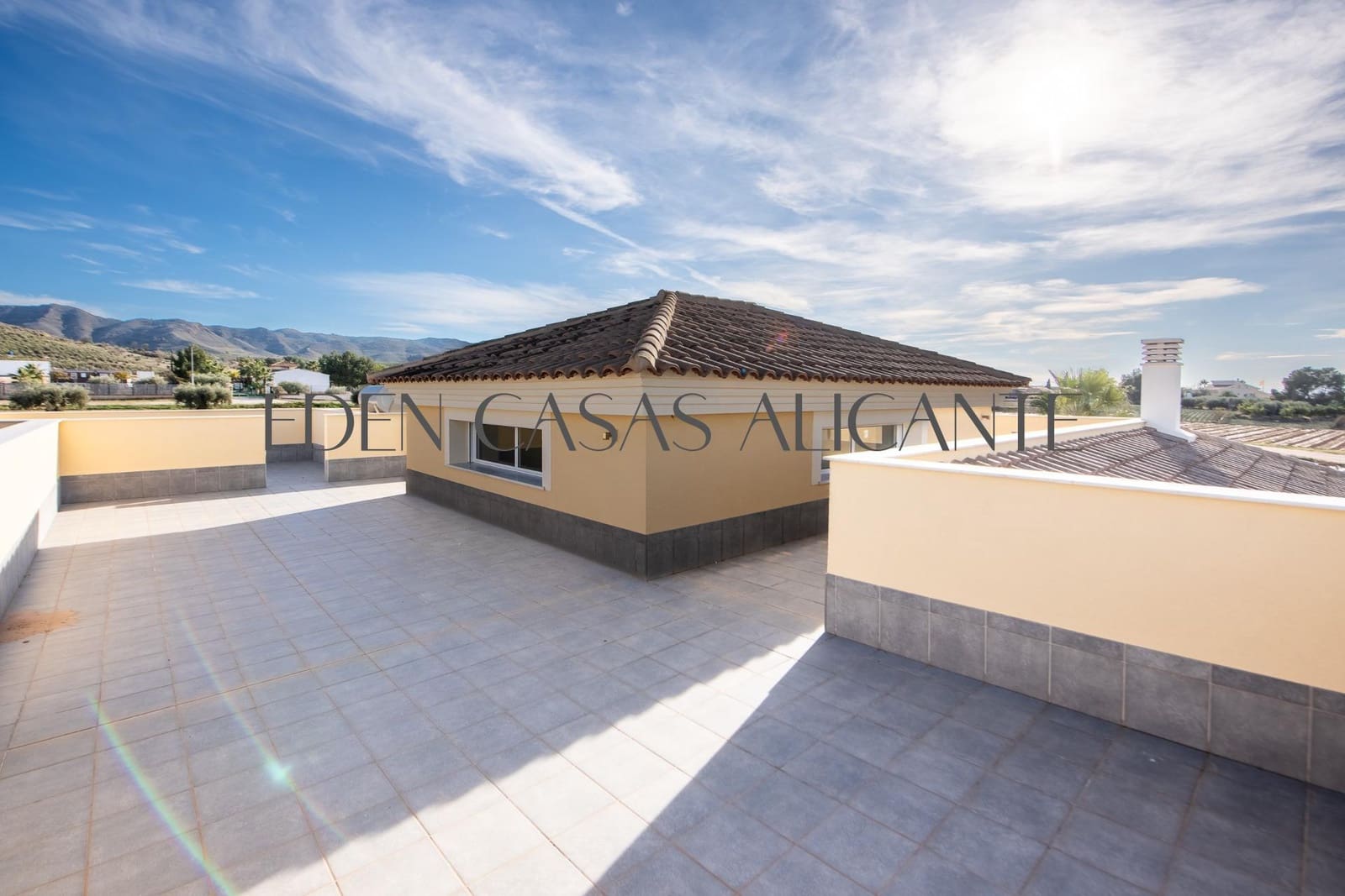 5 soveværelse Villa til salg i Aguaderas med swimmingpool garage - € 650.000 (Ref: 8741595)