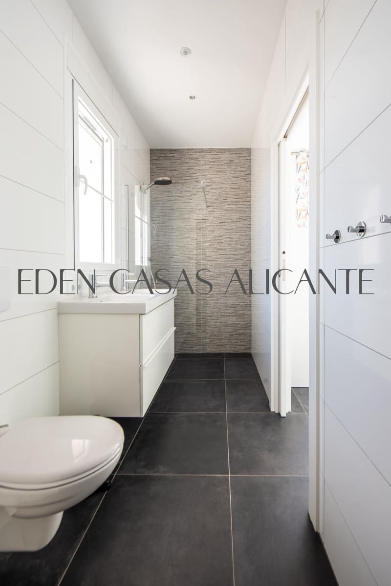 5 soveværelse Villa til salg i Aguaderas med swimmingpool garage - € 650.000 (Ref: 8741595)