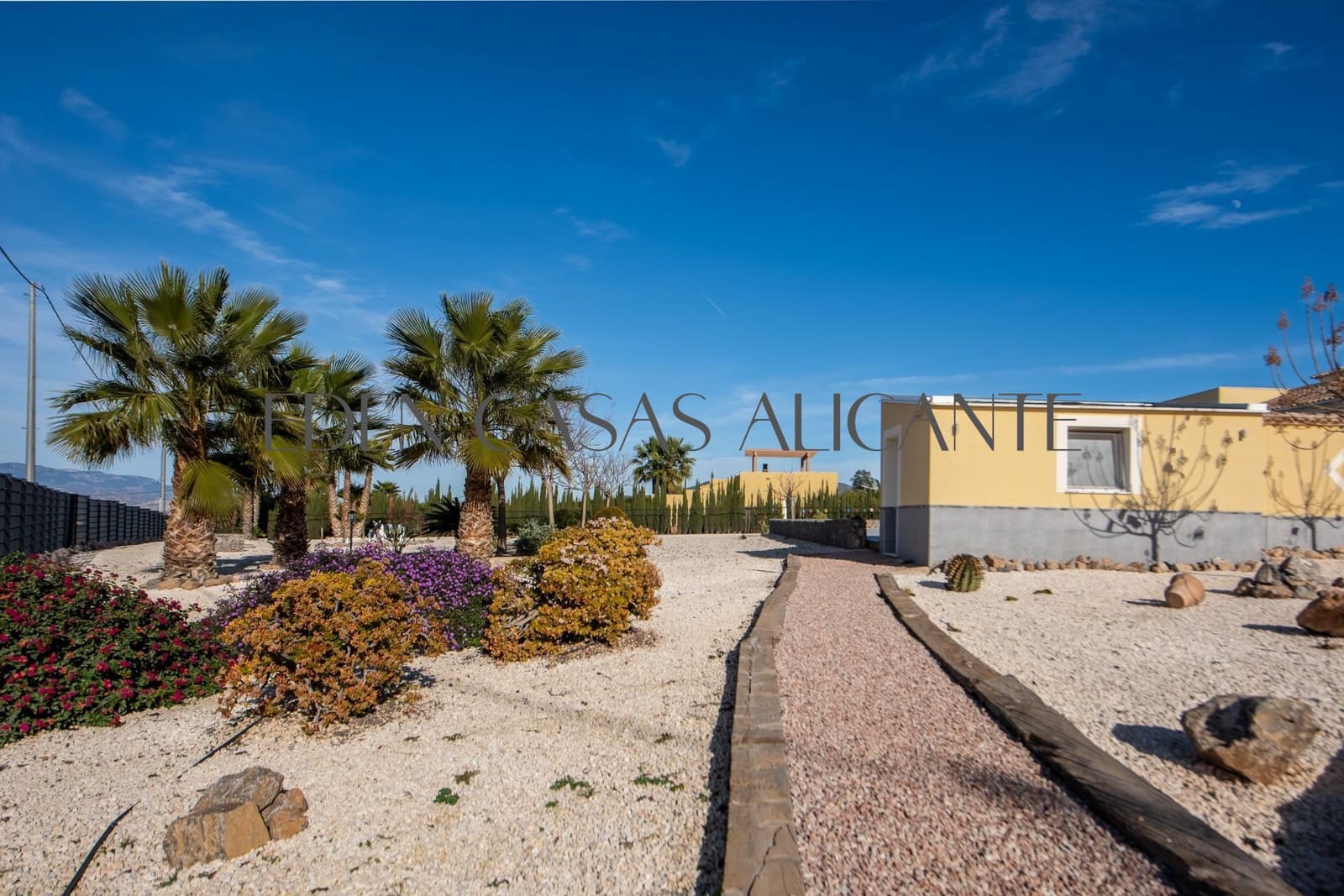 5 soveværelse Villa til salg i Aguaderas med swimmingpool garage - € 650.000 (Ref: 8741595)