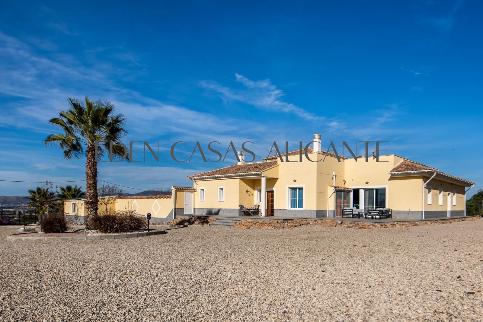 5 soveværelse Villa til salg i Aguaderas med swimmingpool garage - € 650.000 (Ref: 8741595)