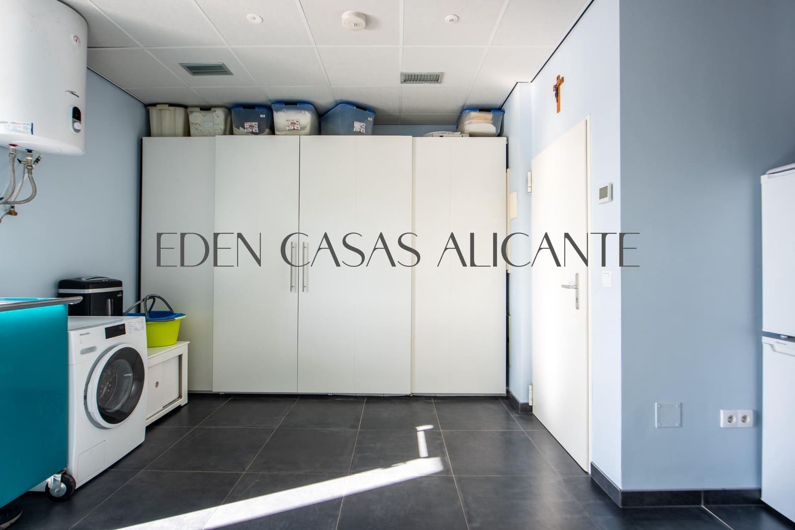 5 soveværelse Villa til salg i Aguaderas med swimmingpool garage - € 650.000 (Ref: 8741595)