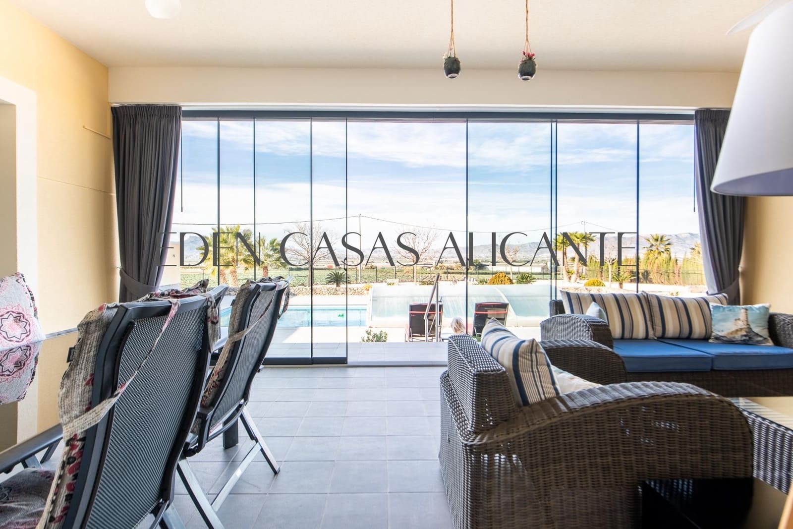 5 soveværelse Villa til salg i Aguaderas med swimmingpool garage - € 650.000 (Ref: 8741595)