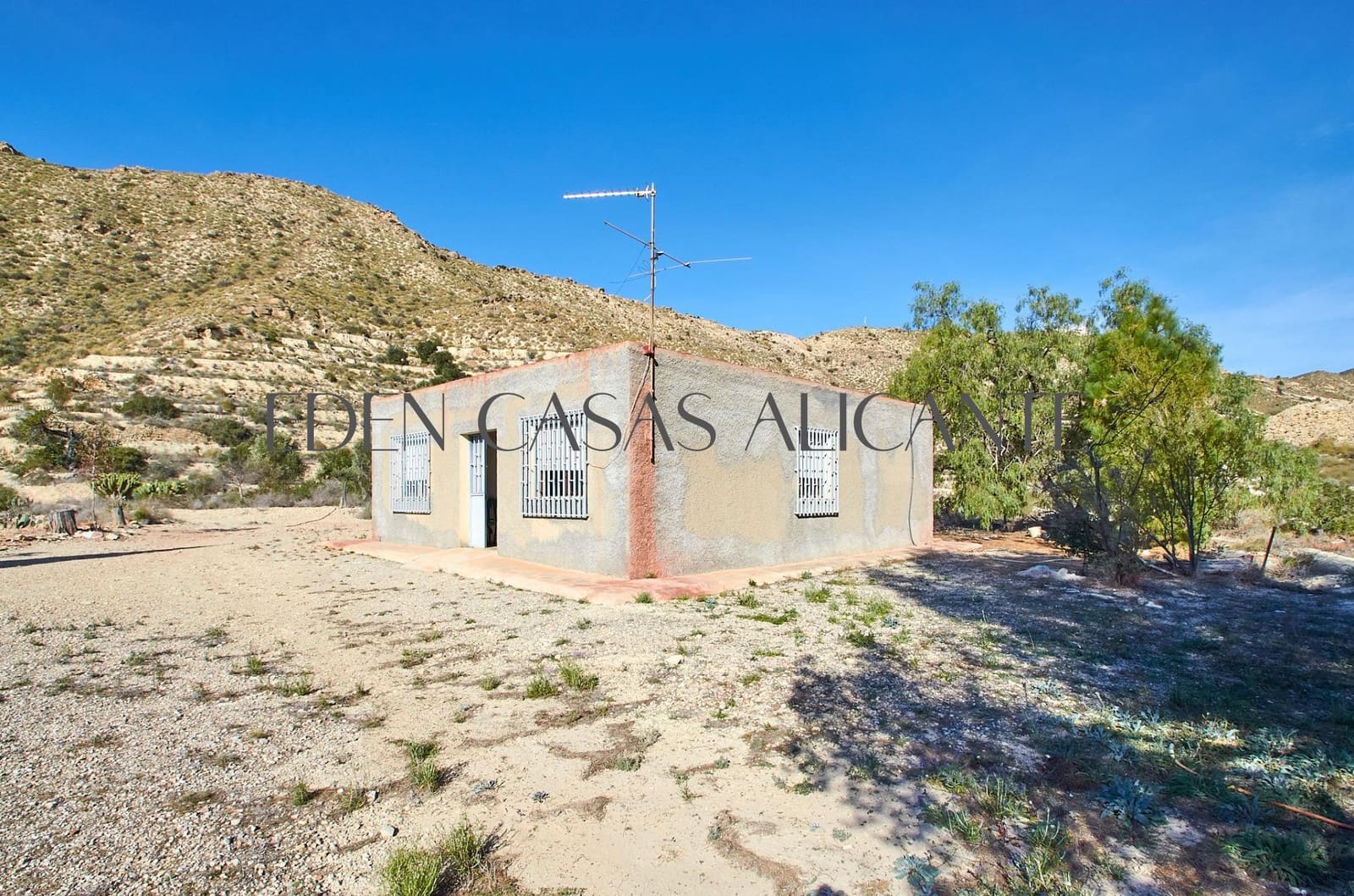 3 soveværelse Villa til salg i Busot med garage - € 220.000 (Ref: 8741596)