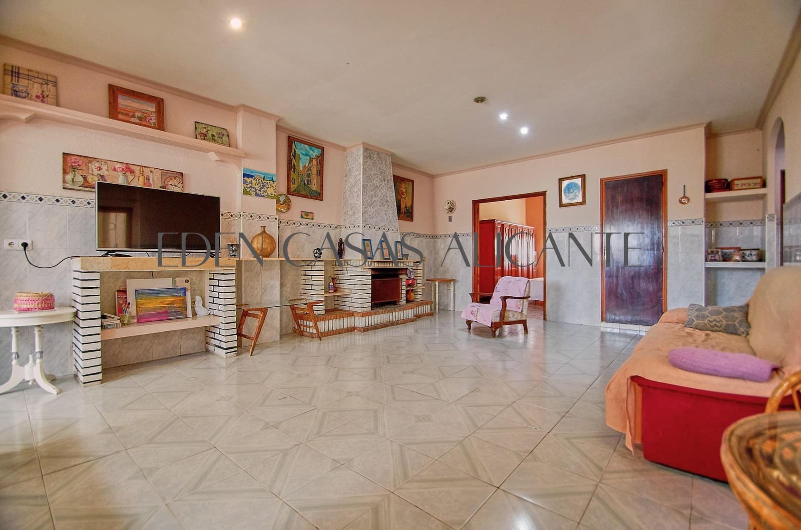 9 slaapkamer Villa te koop in El Campello - € 435.000 (Ref: 8822607)