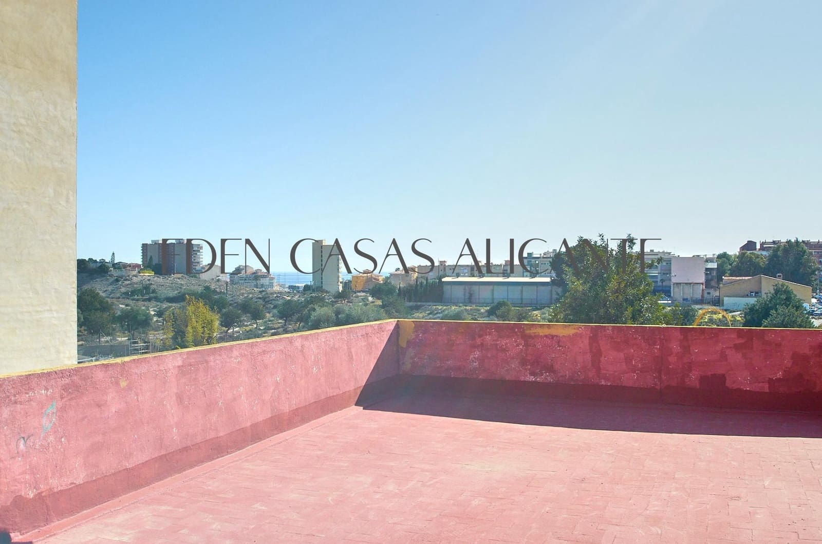 9 slaapkamer Villa te koop in El Campello - € 435.000 (Ref: 8822607)