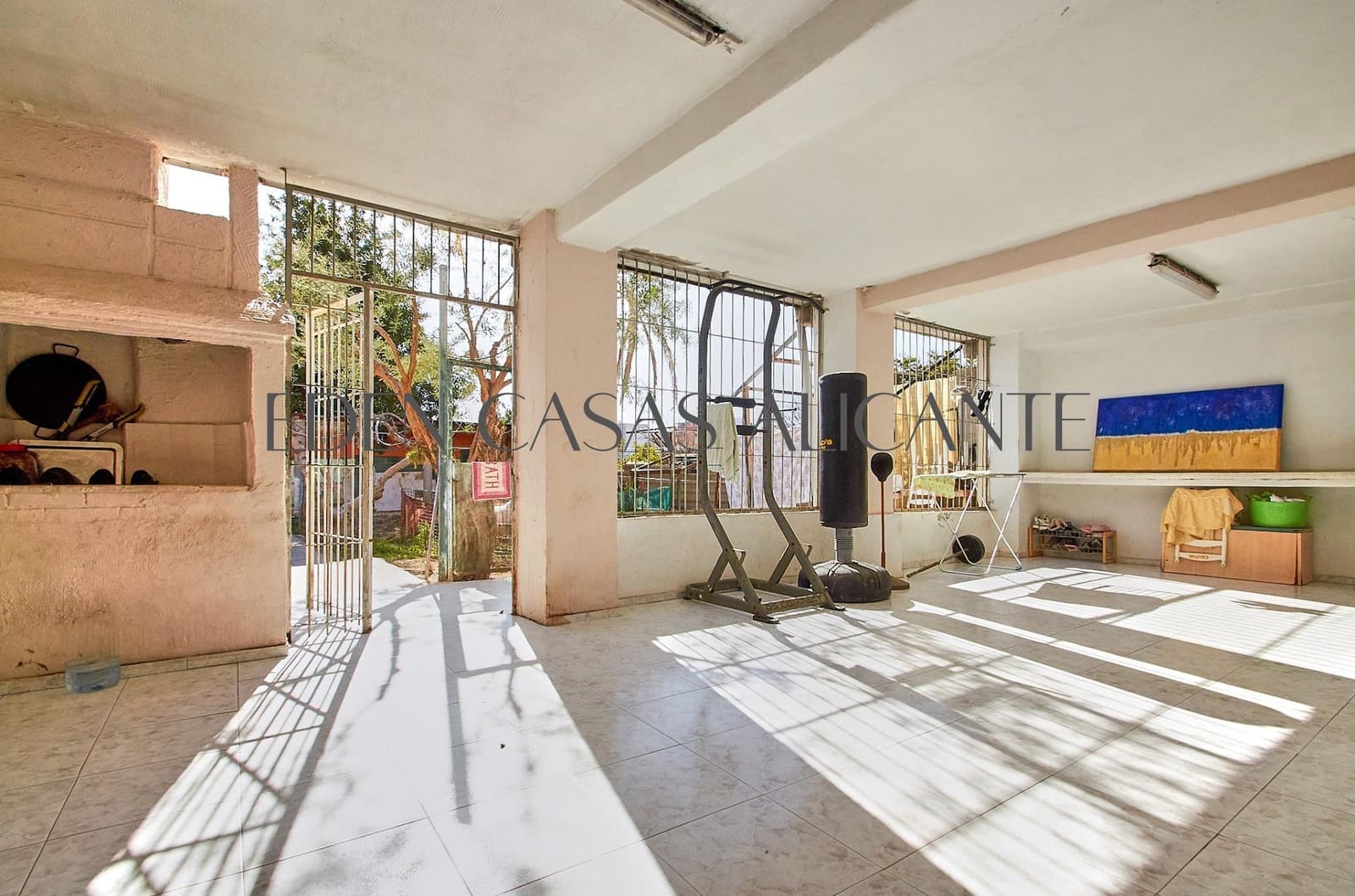 9 slaapkamer Villa te koop in El Campello - € 435.000 (Ref: 8822607)