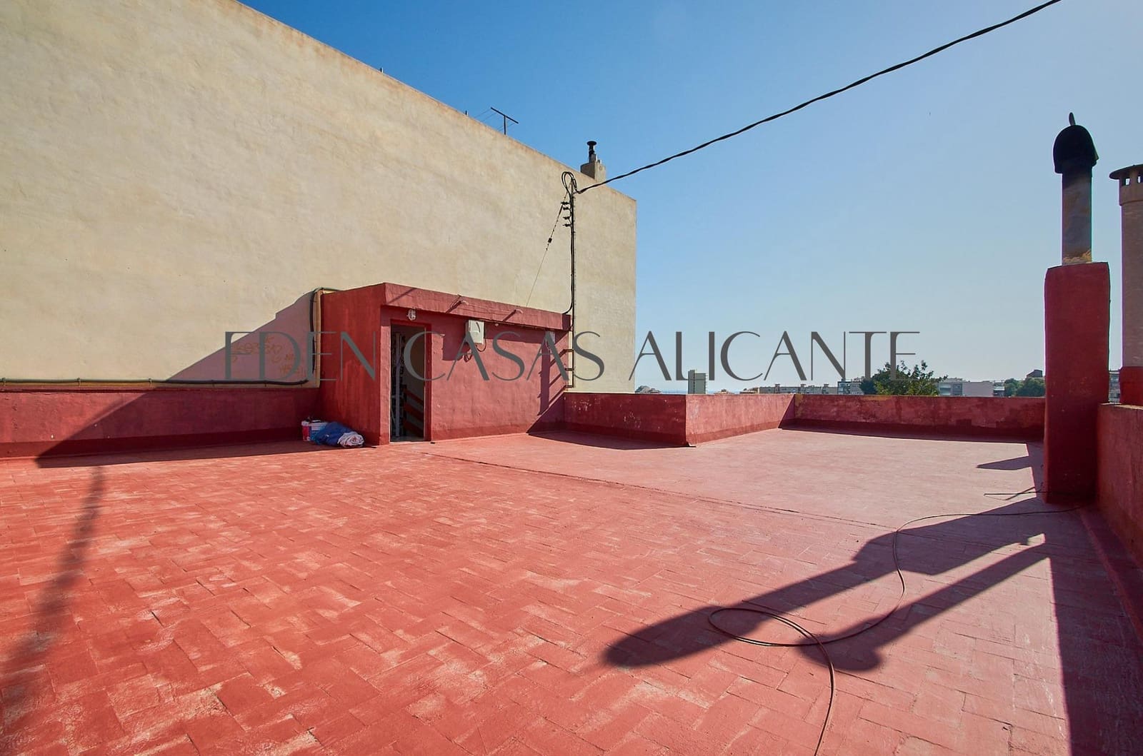 9 slaapkamer Villa te koop in El Campello - € 435.000 (Ref: 8822607)