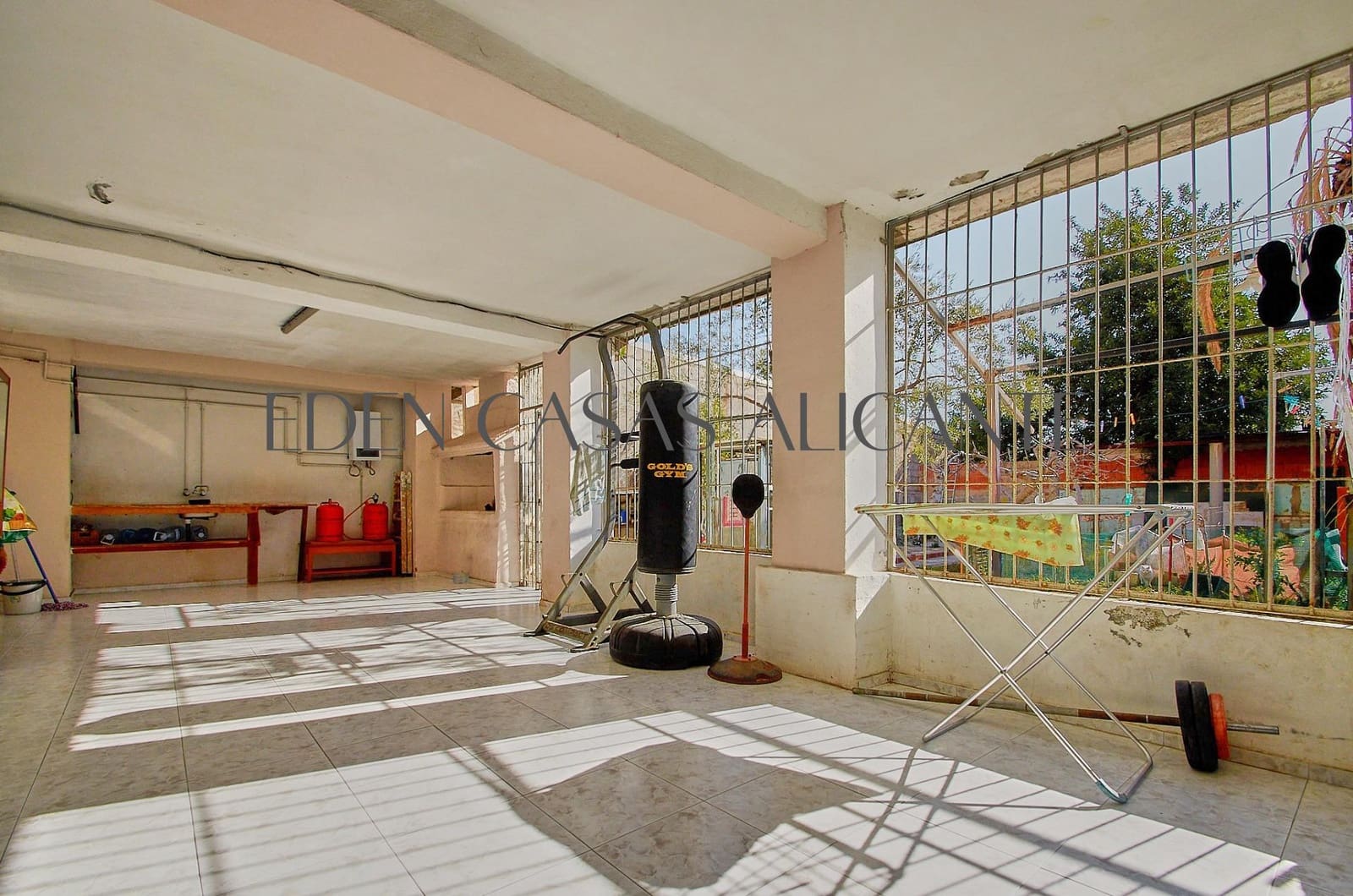 9 slaapkamer Villa te koop in El Campello - € 435.000 (Ref: 8822607)