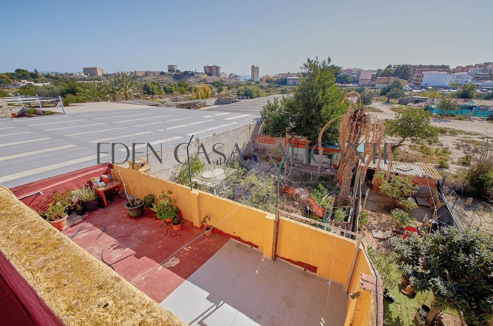 9 slaapkamer Villa te koop in El Campello - € 435.000 (Ref: 8822607)