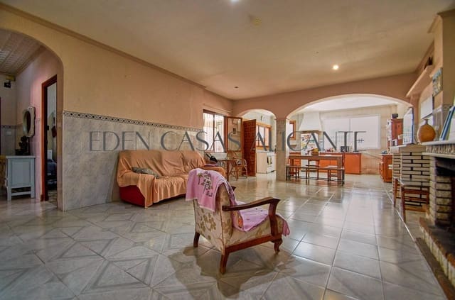 9 sovrum Radhus till salu i El Campello - 420 000 € (Ref: 8822607)