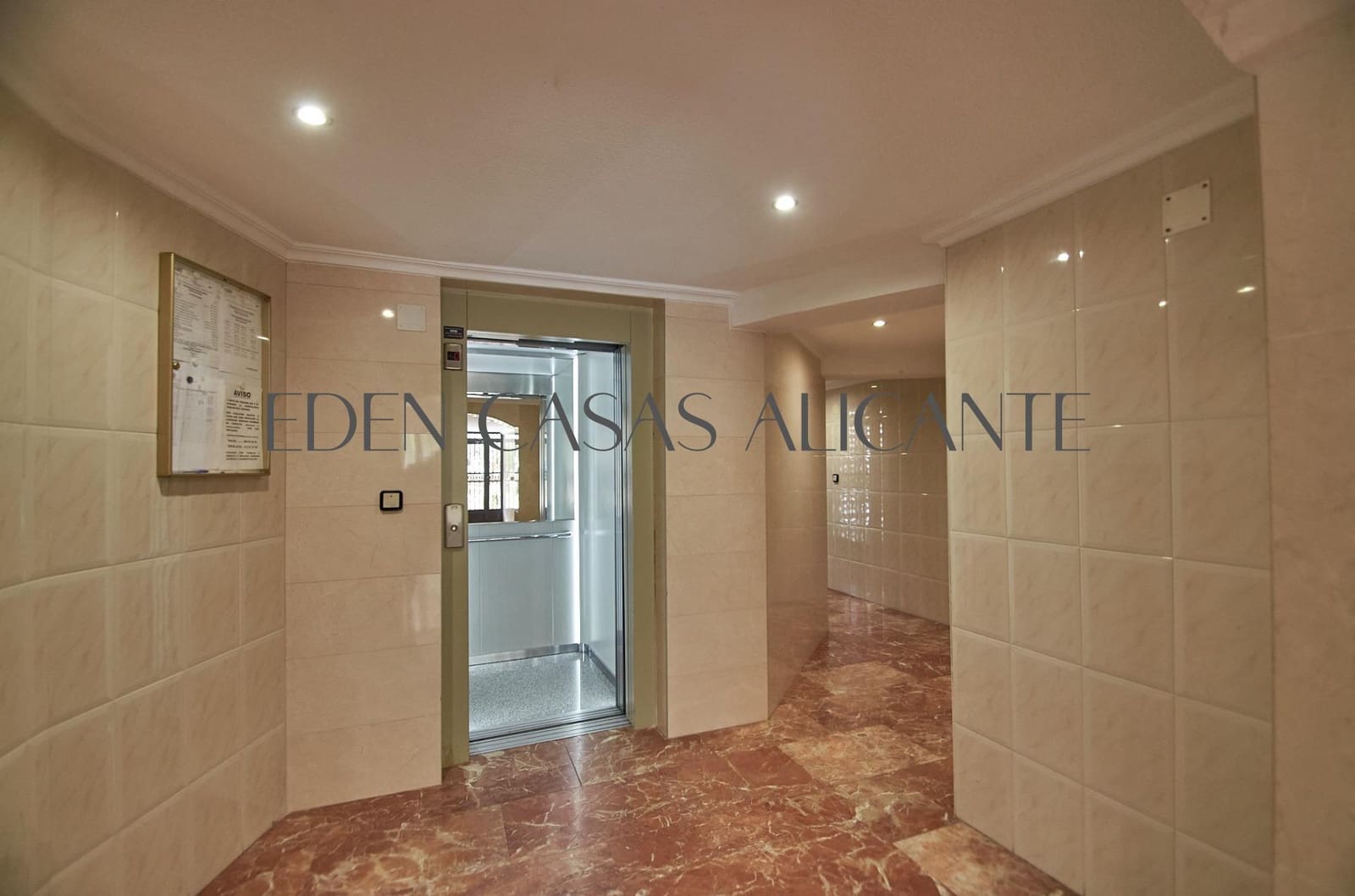 3 soveværelse Lejlighed til salg i Playa de San Juan med swimmingpool - € 380.000 (Ref: 8825286)