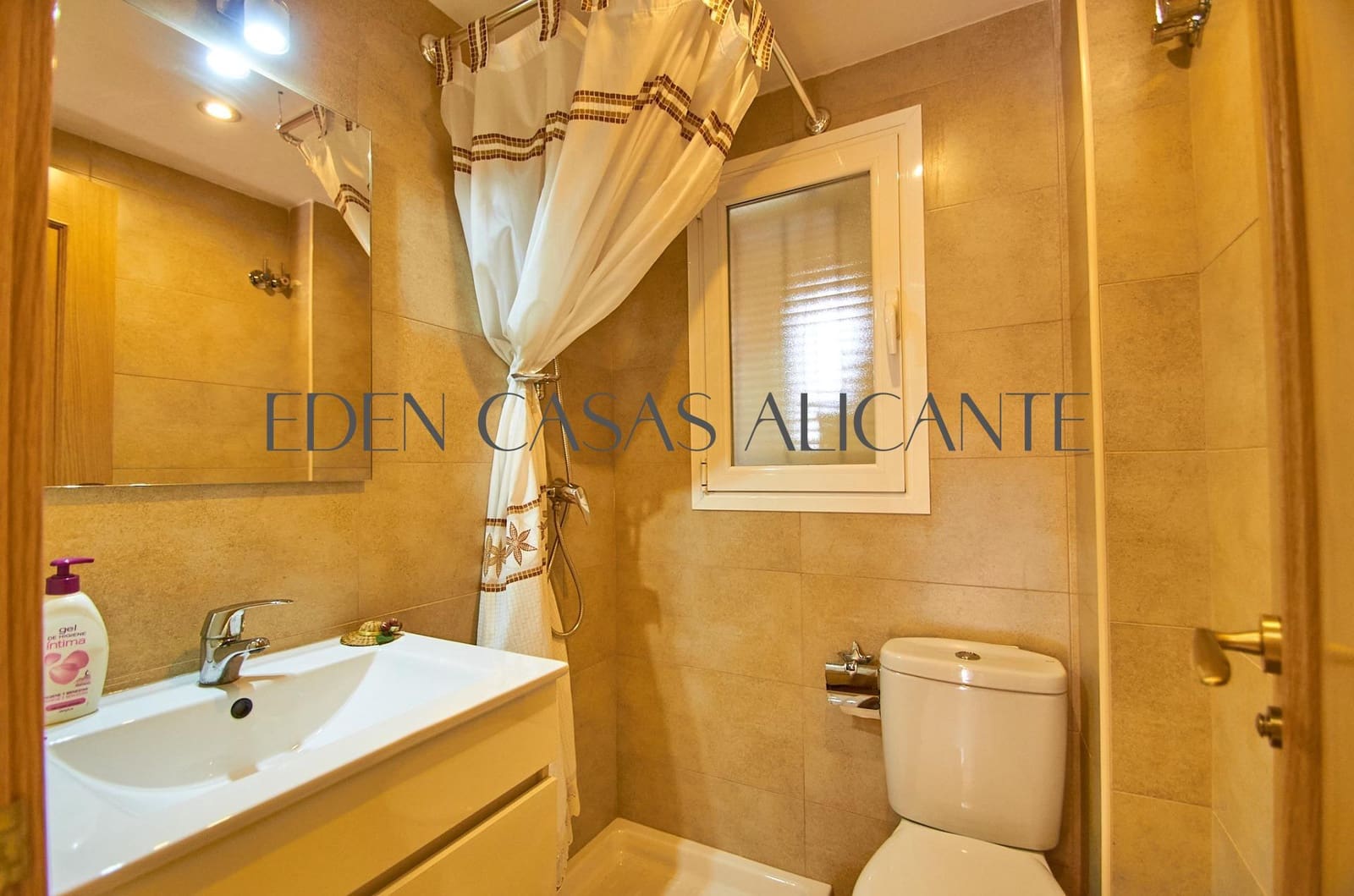 3 soveværelse Lejlighed til salg i Playa de San Juan med swimmingpool - € 370.000 (Ref: 8825286)