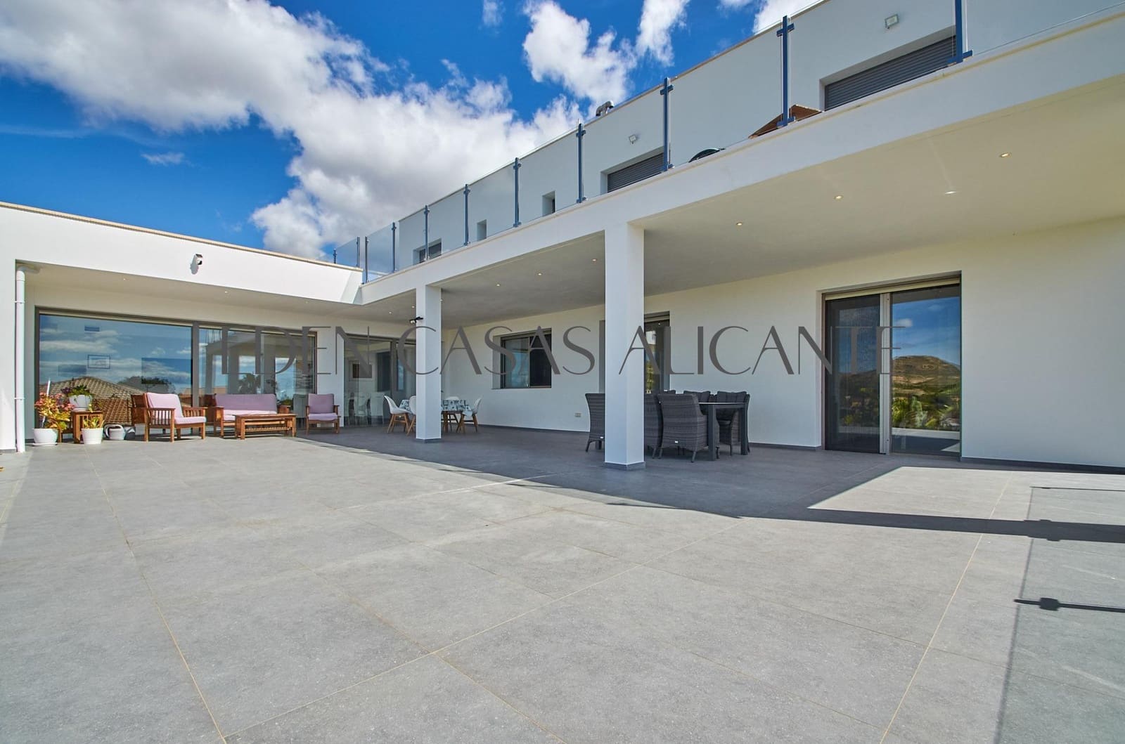 5 quarto Moradia para venda em Muchamiel / Mutxamel com piscina garagem - 985 000 € (Ref: 8950774)