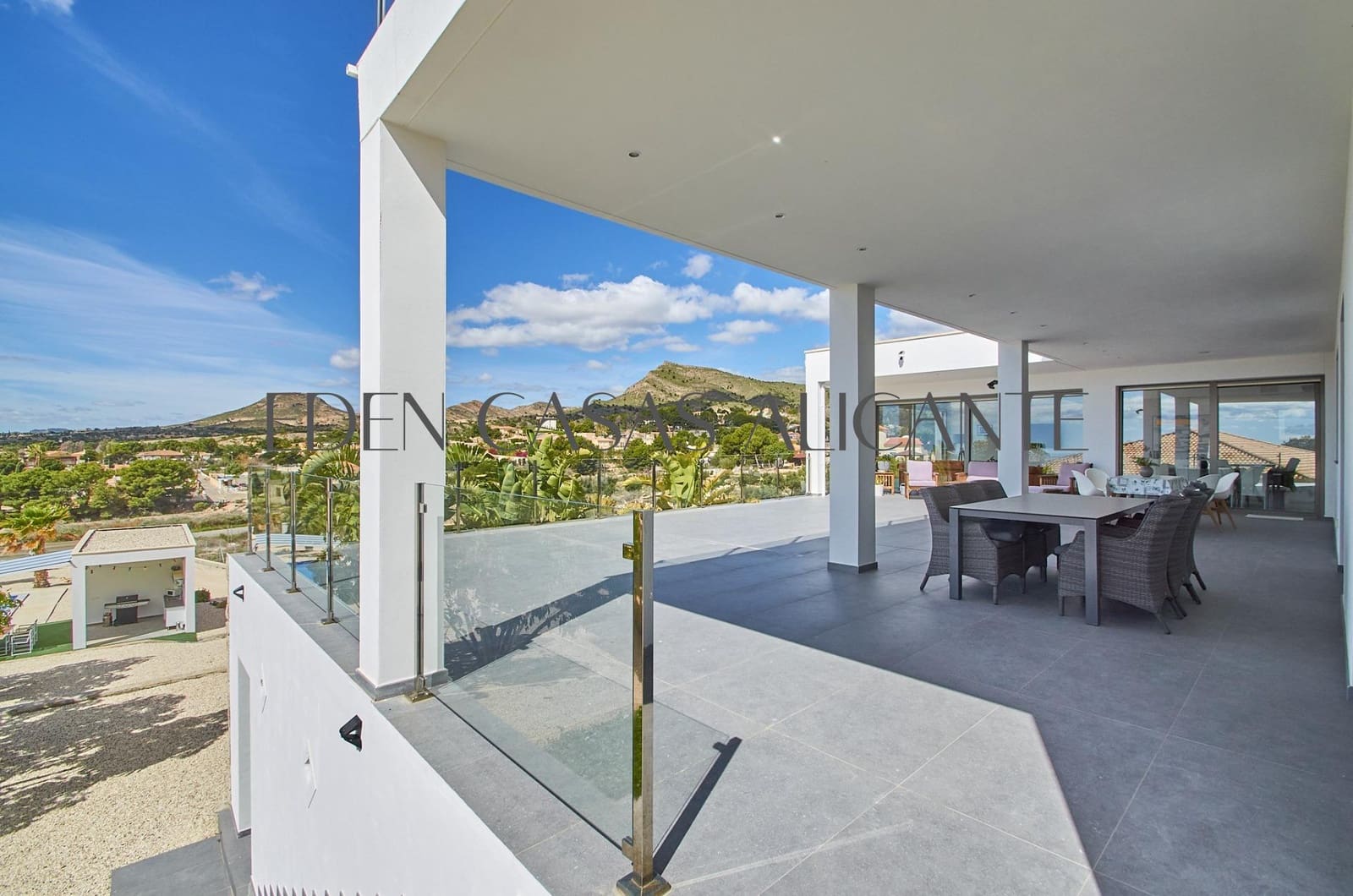 5 quarto Moradia para venda em Muchamiel / Mutxamel com piscina garagem - 985 000 € (Ref: 8950774)