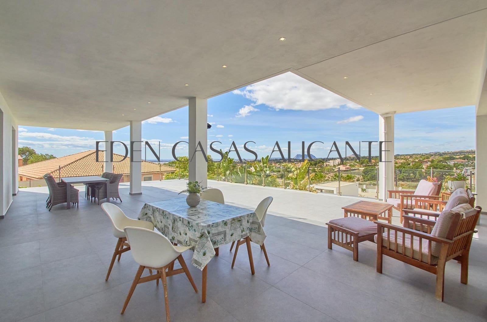 5 quarto Moradia para venda em Muchamiel / Mutxamel com piscina garagem - 985 000 € (Ref: 8950774)