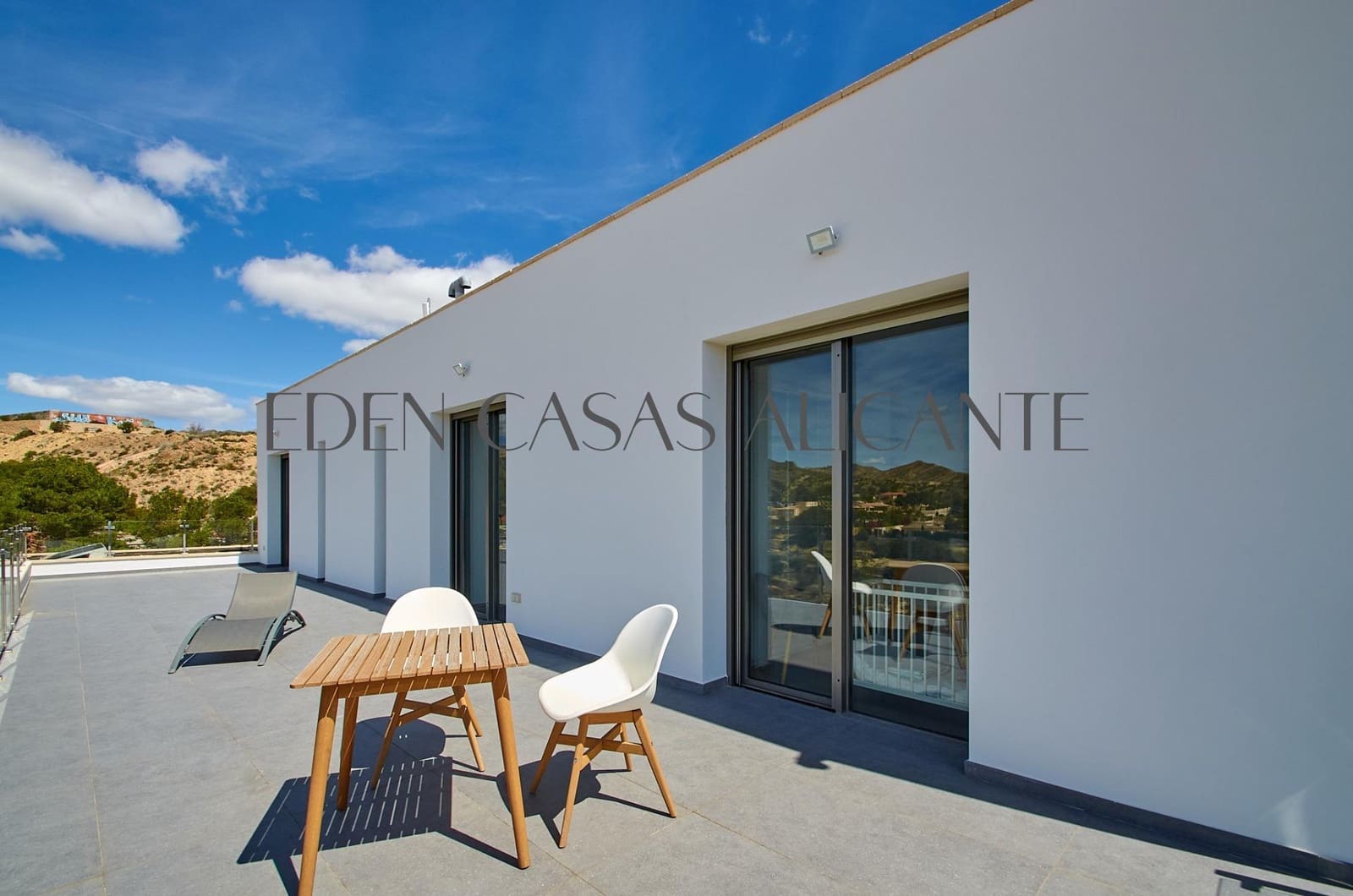 5 quarto Moradia para venda em Muchamiel / Mutxamel com piscina garagem - 985 000 € (Ref: 8950774)