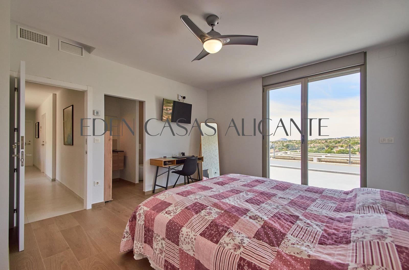 5 quarto Moradia para venda em Muchamiel / Mutxamel com piscina garagem - 985 000 € (Ref: 8950774)