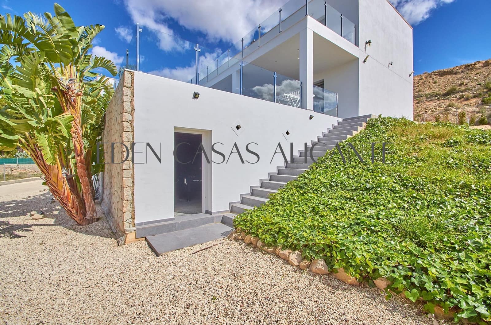 5 quarto Moradia para venda em Muchamiel / Mutxamel com piscina garagem - 985 000 € (Ref: 8950774)