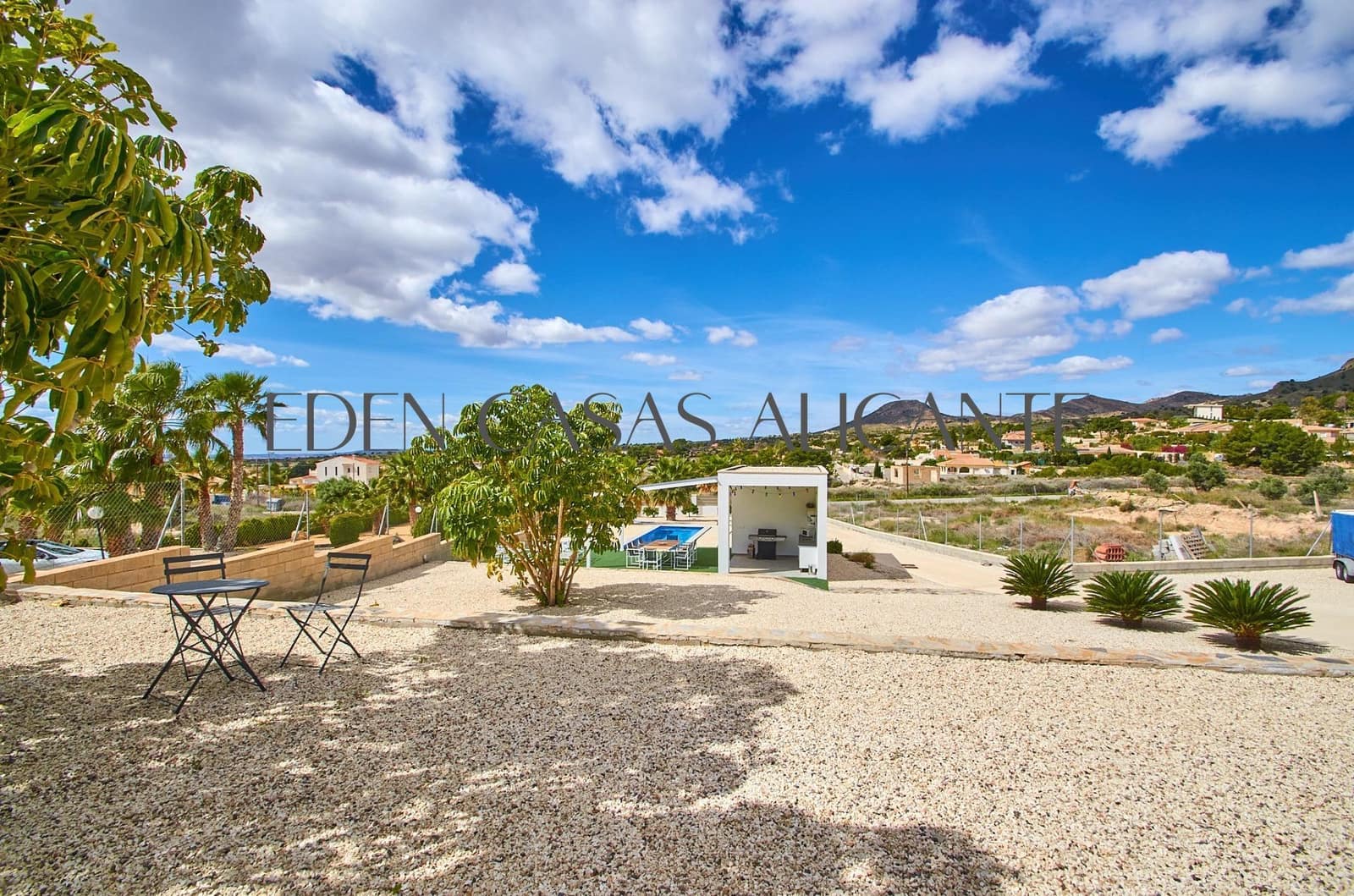 5 quarto Moradia para venda em Muchamiel / Mutxamel com piscina garagem - 985 000 € (Ref: 8950774)