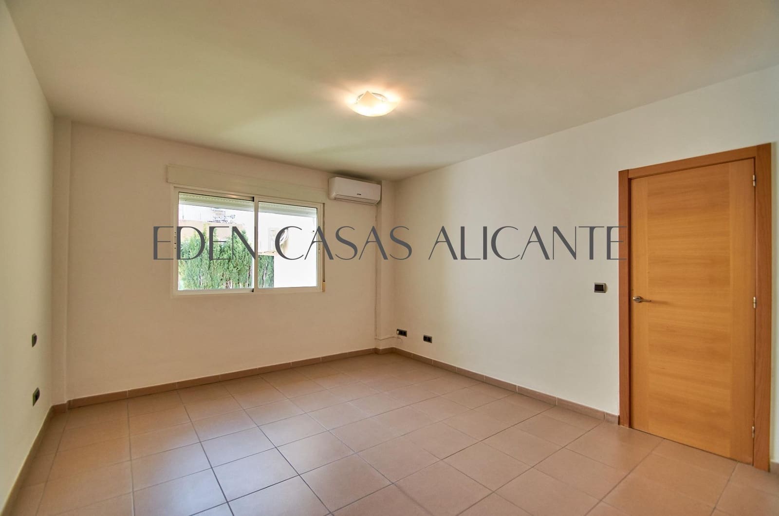 3 soveværelse Villa til salg i Busot med swimmingpool - € 360.000 (Ref: 8986190)