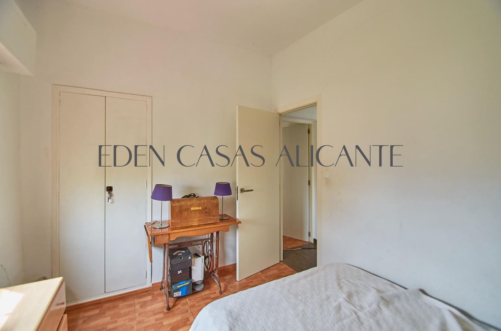 3 soveværelse Villa til salg i El Campello med swimmingpool garage - € 430.000 (Ref: 8993950)