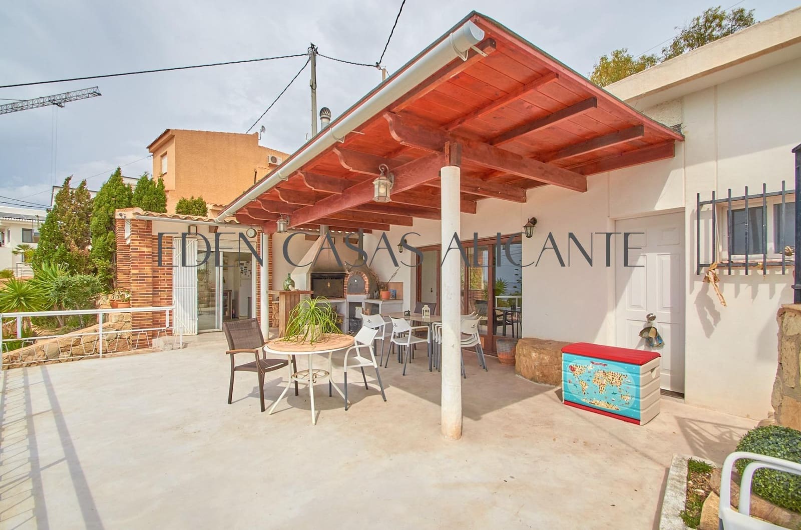 3 soveværelse Villa til salg i El Campello med swimmingpool garage - € 430.000 (Ref: 8993950)