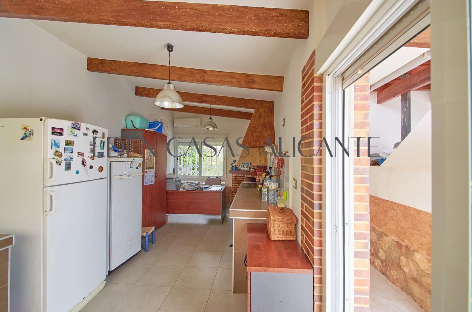 3 soveværelse Villa til salg i El Campello med swimmingpool garage - € 430.000 (Ref: 8993950)