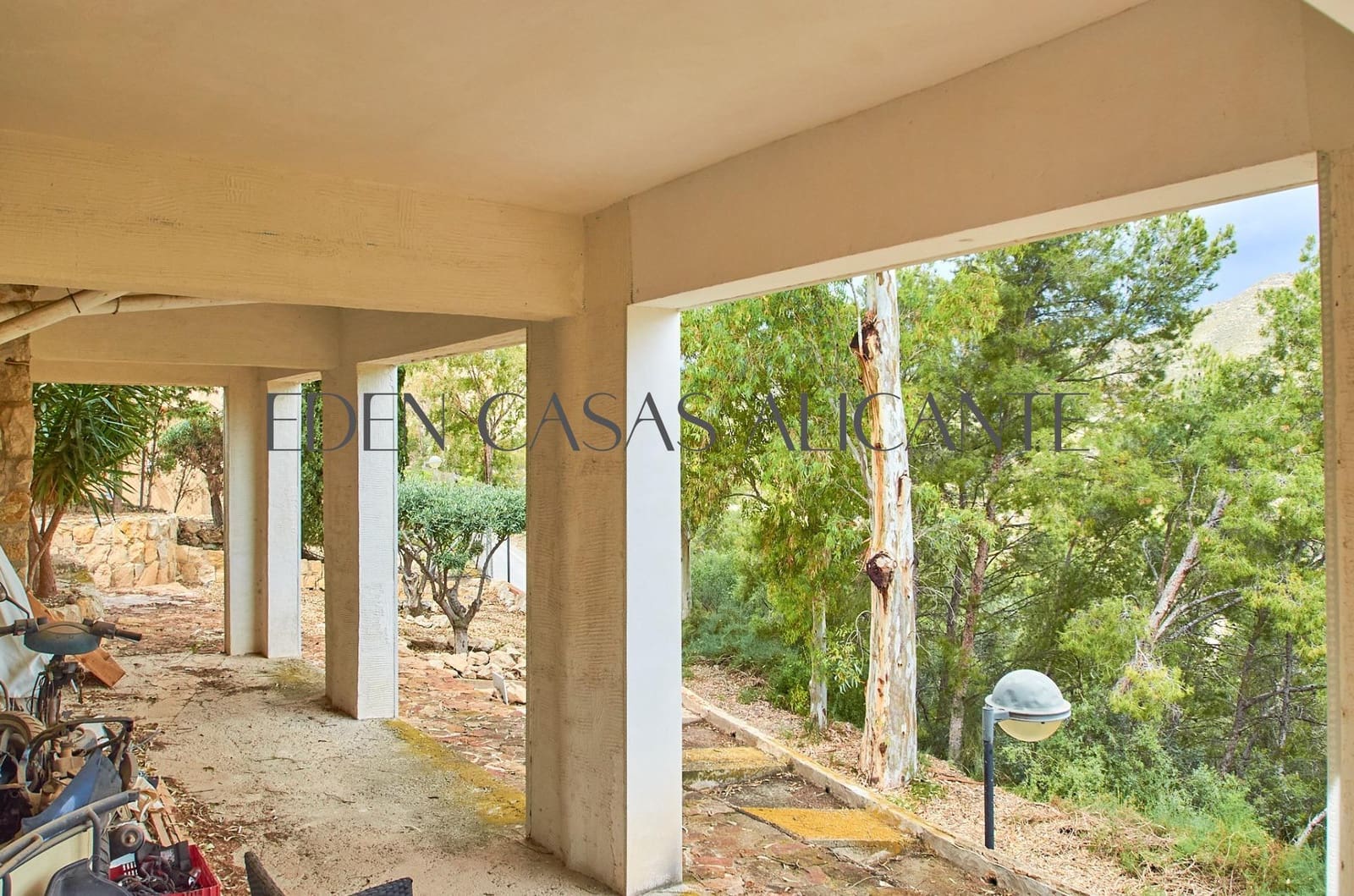 3 soveværelse Villa til salg i El Campello med swimmingpool garage - € 430.000 (Ref: 8993950)