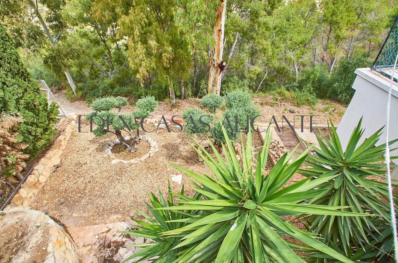 3 soveværelse Villa til salg i El Campello med swimmingpool garage - € 430.000 (Ref: 8993950)