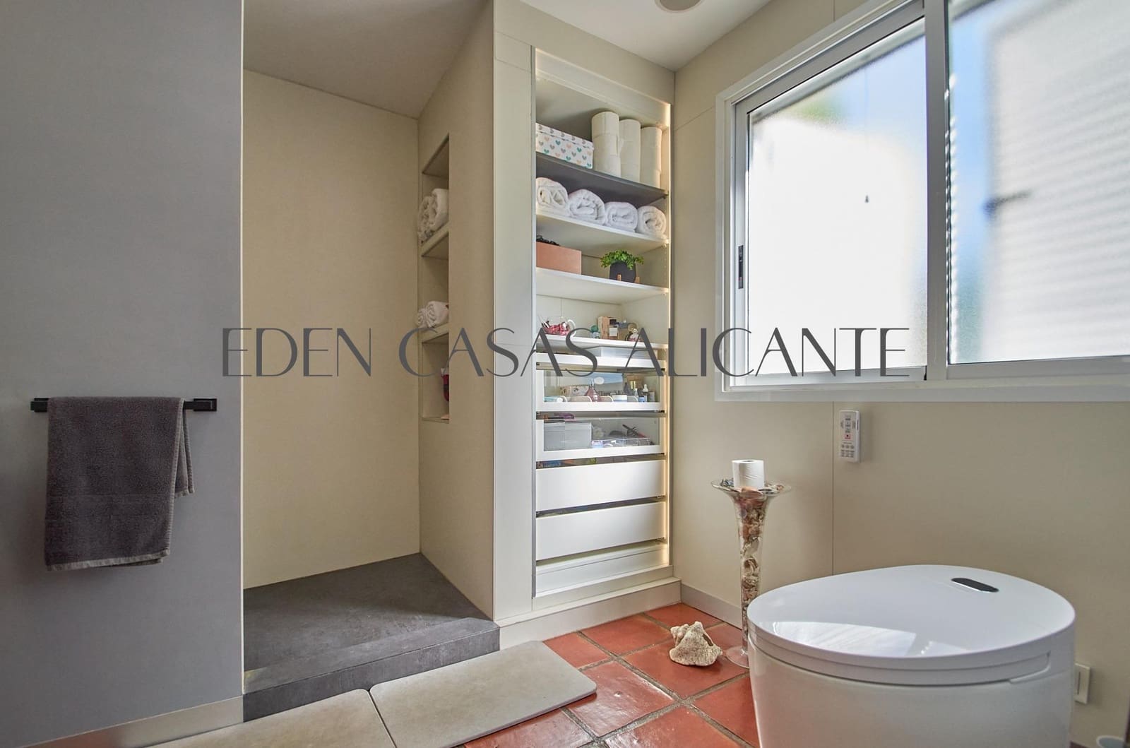 7 bedroom Villa for sale in Muchamiel / Mutxamel with pool garage - € 995,000 (Ref: 9034741)