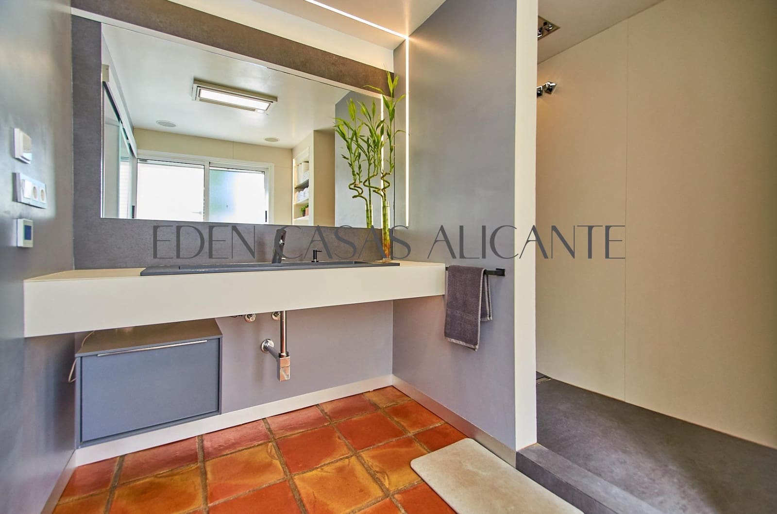 7 bedroom Villa for sale in Muchamiel / Mutxamel with pool garage - € 995,000 (Ref: 9034741)