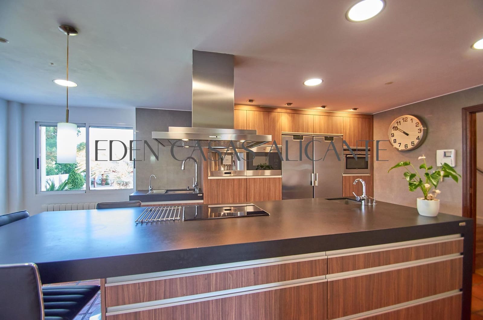 7 bedroom Villa for sale in Muchamiel / Mutxamel with pool garage - € 995,000 (Ref: 9034741)