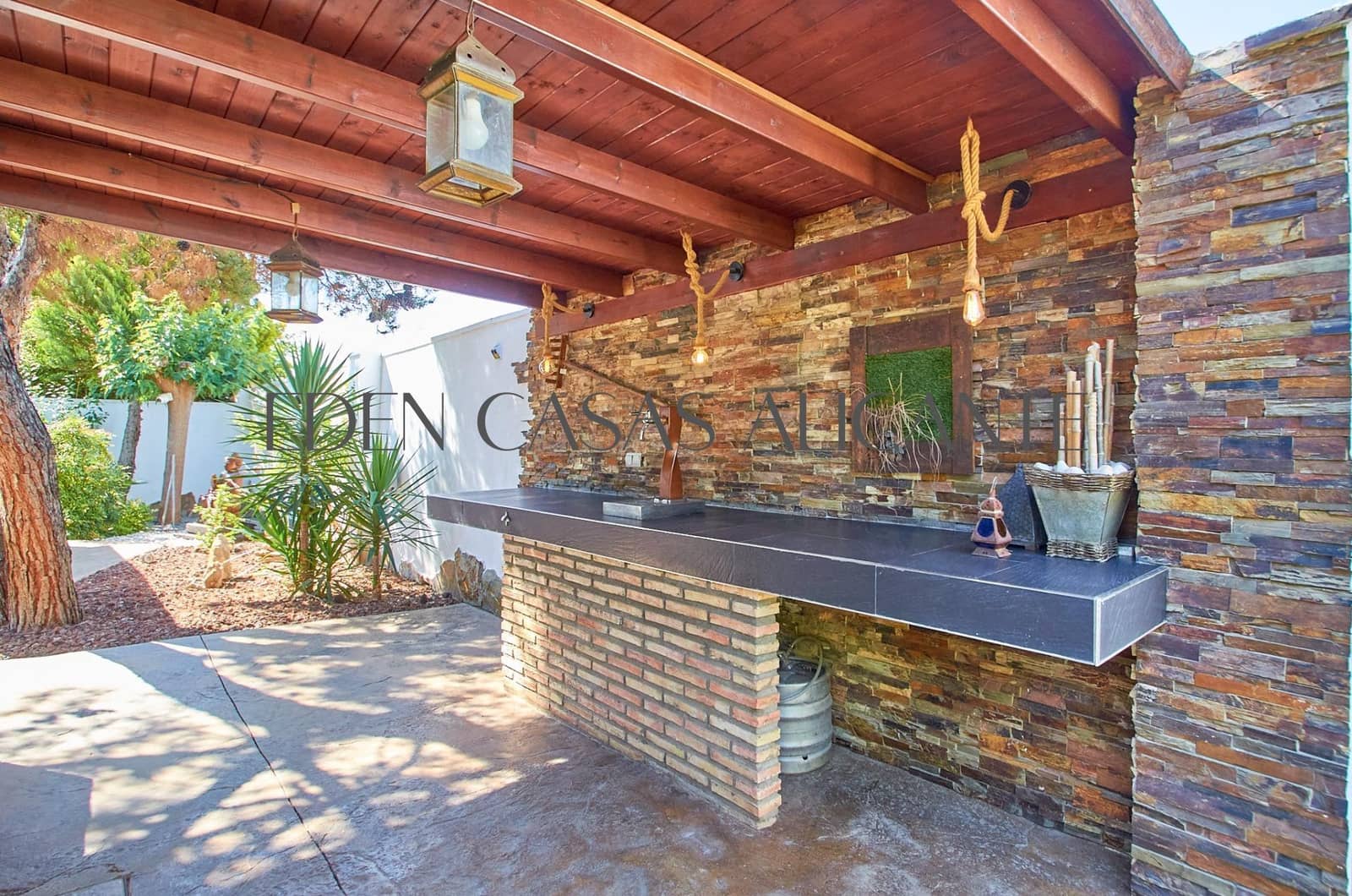 7 bedroom Villa for sale in Muchamiel / Mutxamel with pool garage - € 995,000 (Ref: 9034741)