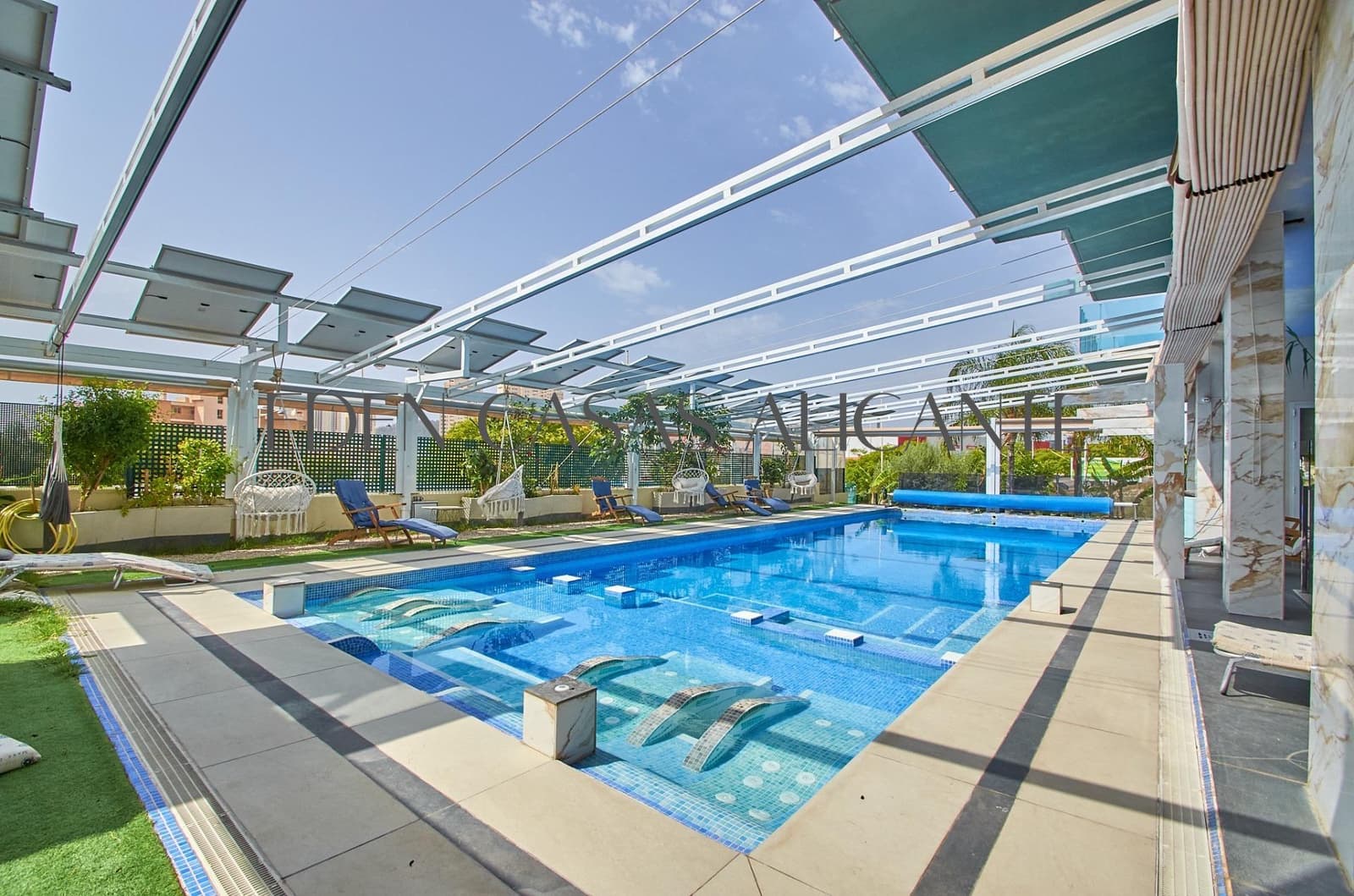 2 bedroom Apartment for sale in Finestrat with pool - € 299,995 (Ref: 9078101)