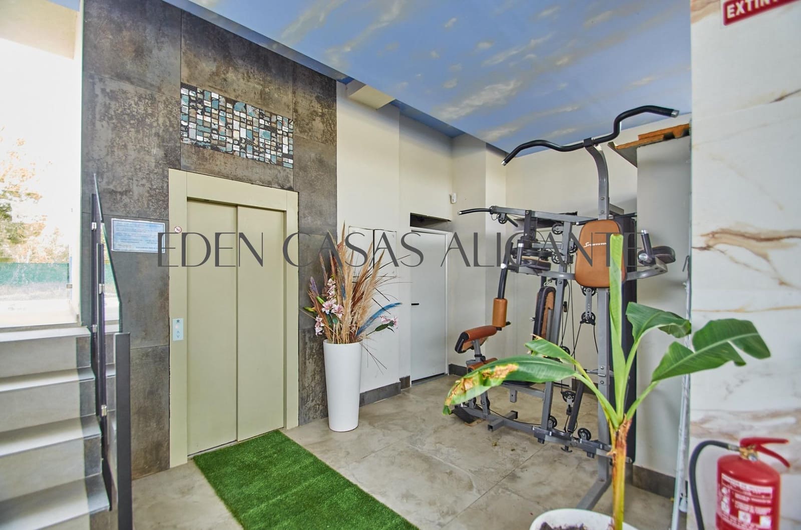 2 bedroom Apartment for sale in Finestrat with pool - € 299,995 (Ref: 9078101)