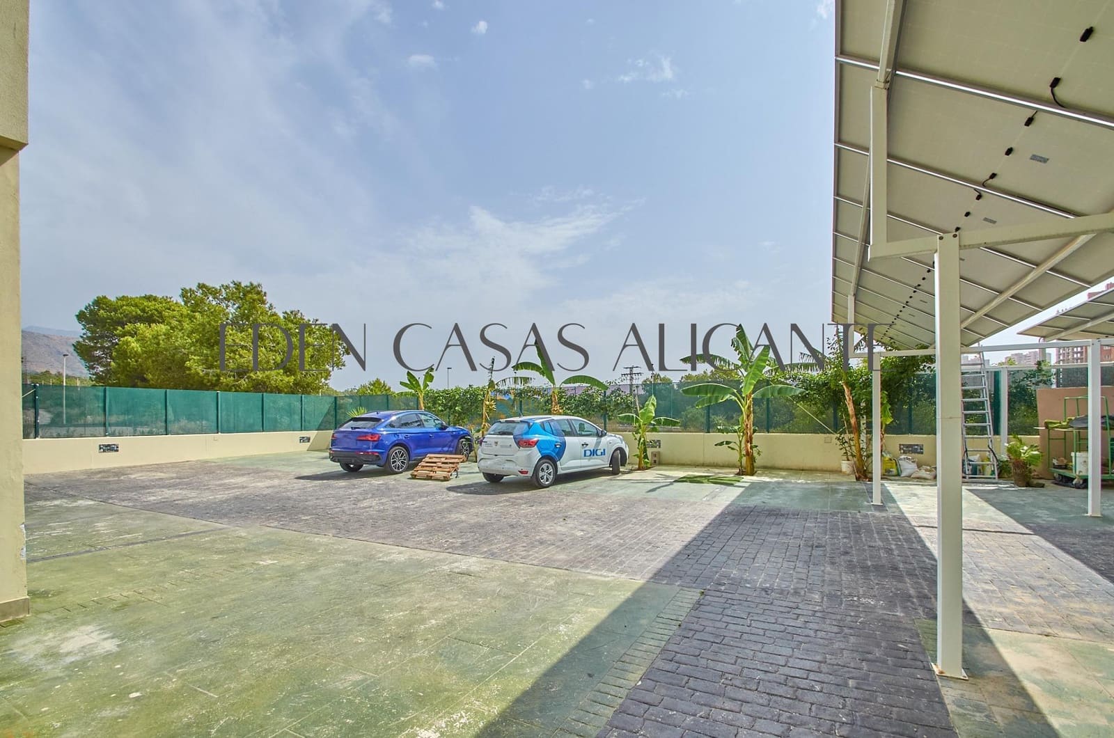 2 bedroom Apartment for sale in Finestrat with pool - € 299,995 (Ref: 9078101)