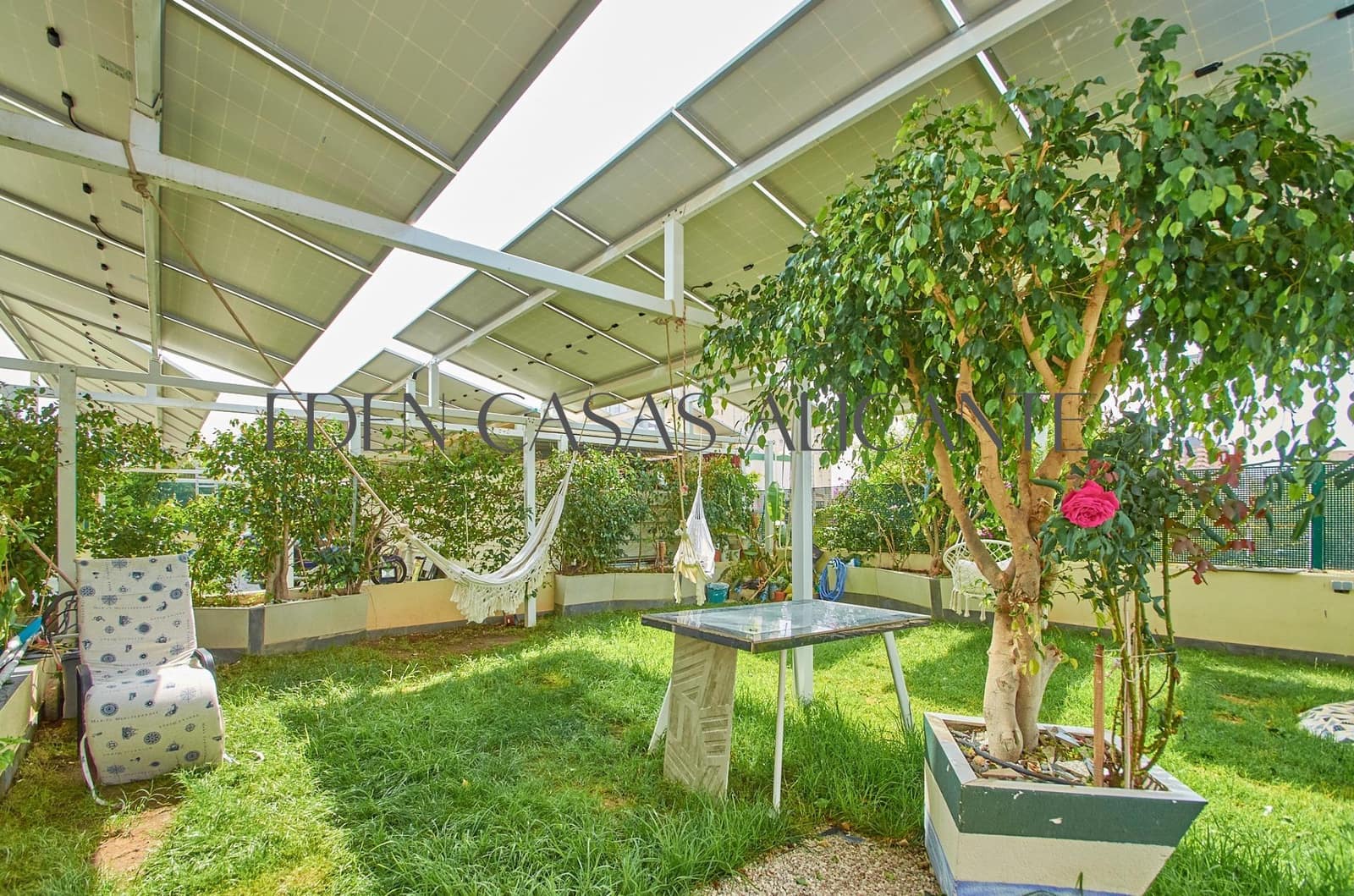 2 bedroom Apartment for sale in Finestrat with pool - € 299,995 (Ref: 9078101)