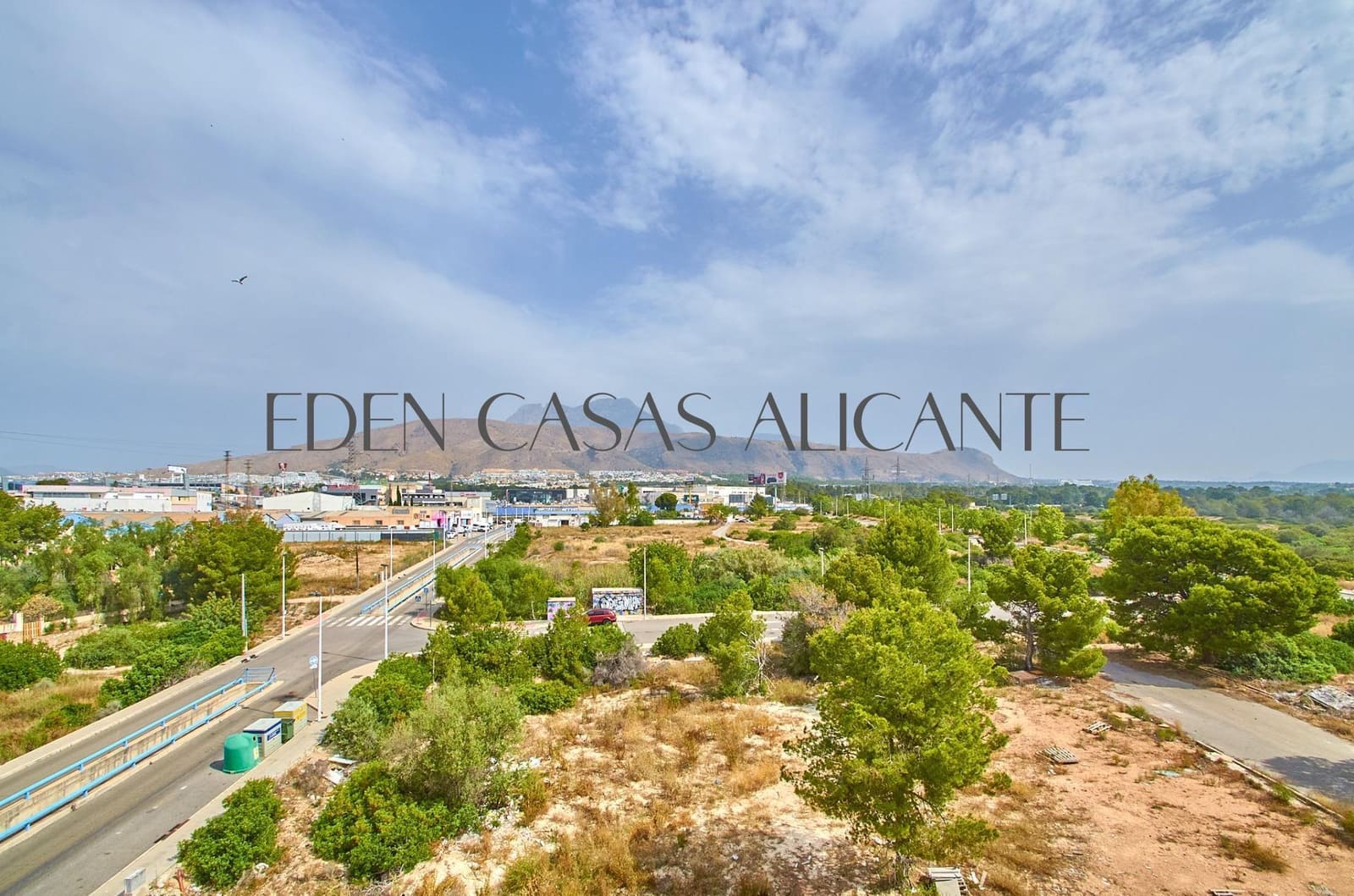 2 bedroom Apartment for sale in Finestrat with pool - € 299,995 (Ref: 9078101)