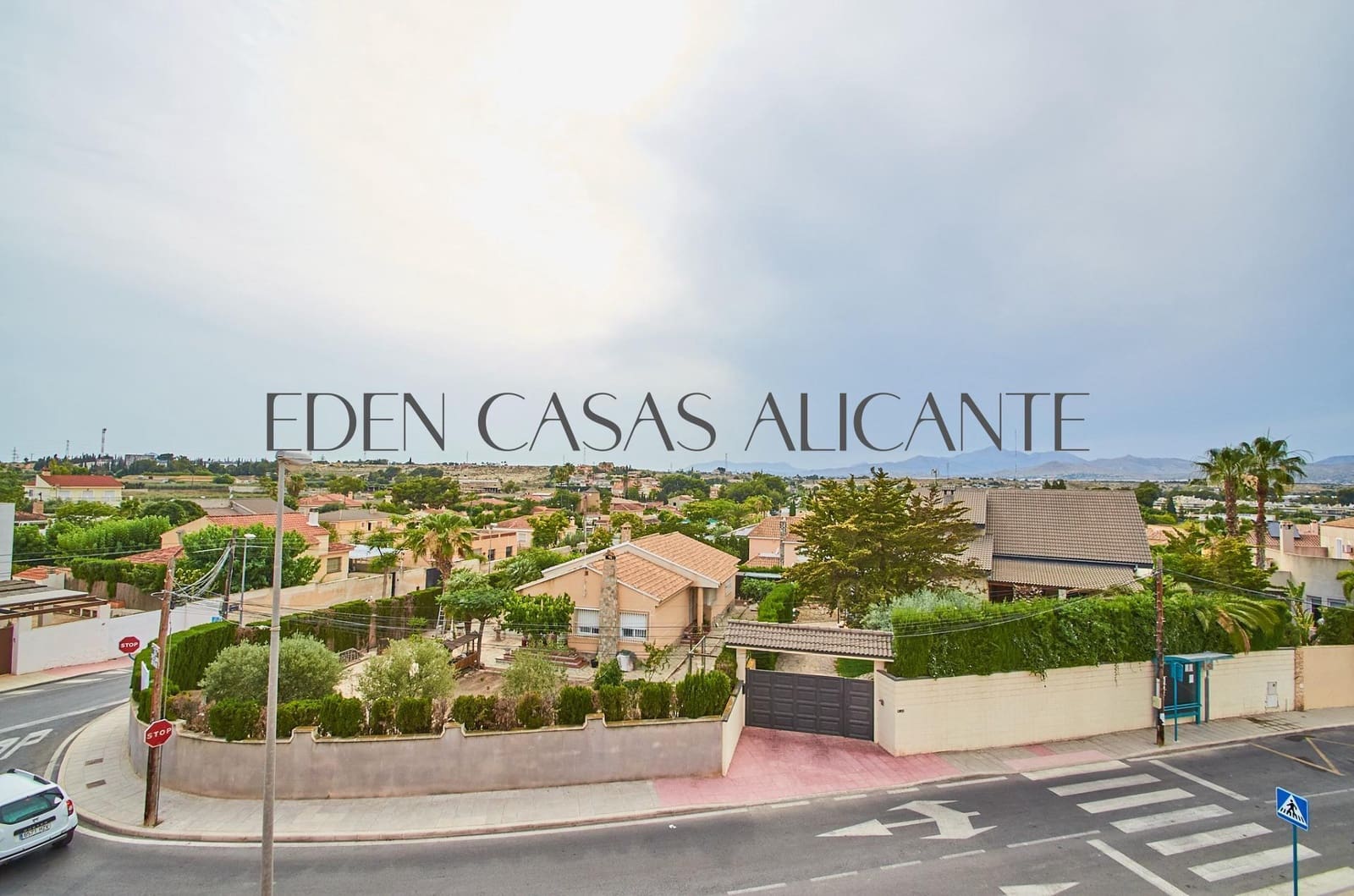 5 soveværelse Rækkehus til salg i Muchamiel / Mutxamel - € 349.000 (Ref: 9078103)