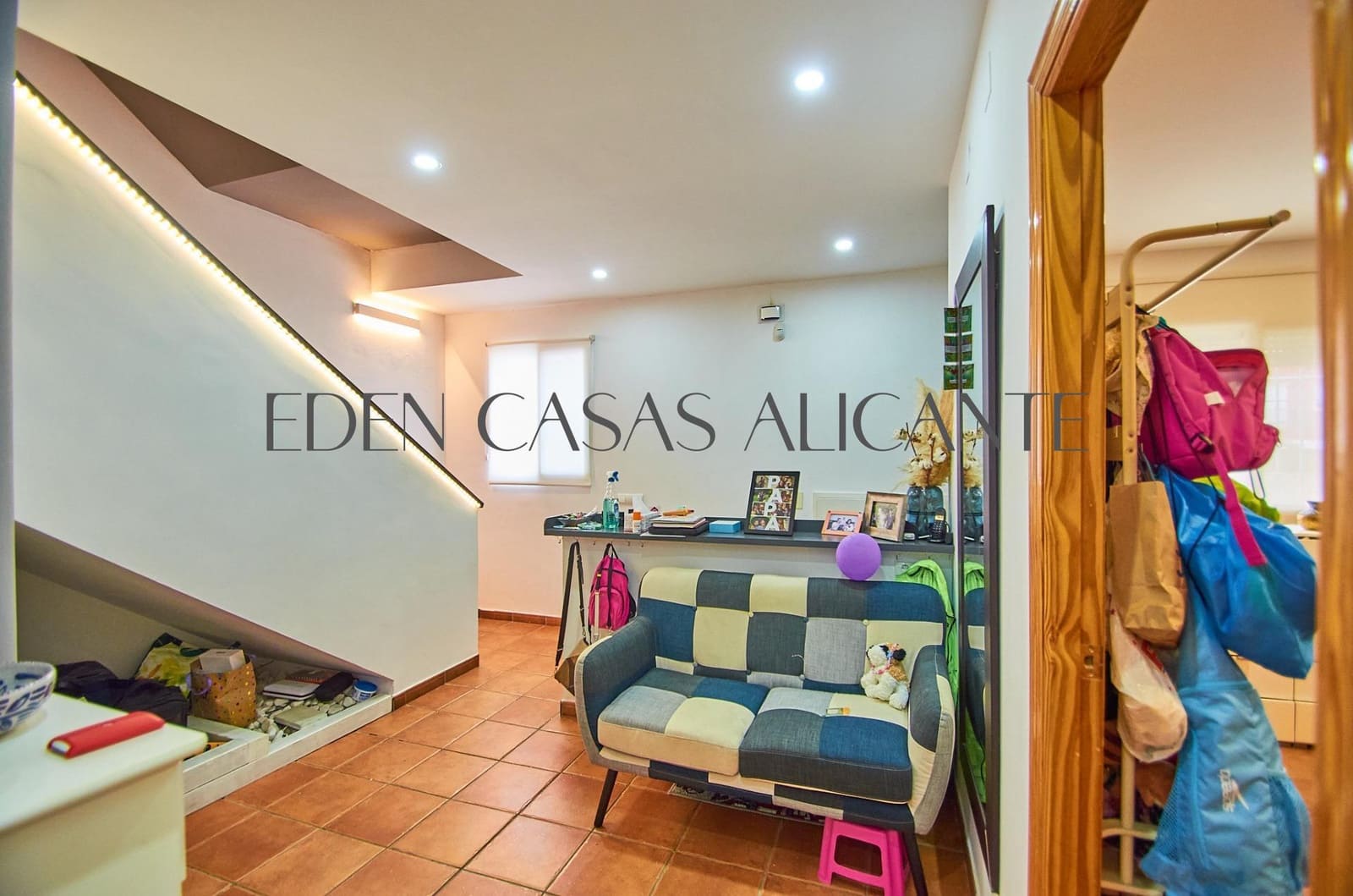 5 soveværelse Rækkehus til salg i Muchamiel / Mutxamel - € 349.000 (Ref: 9078103)