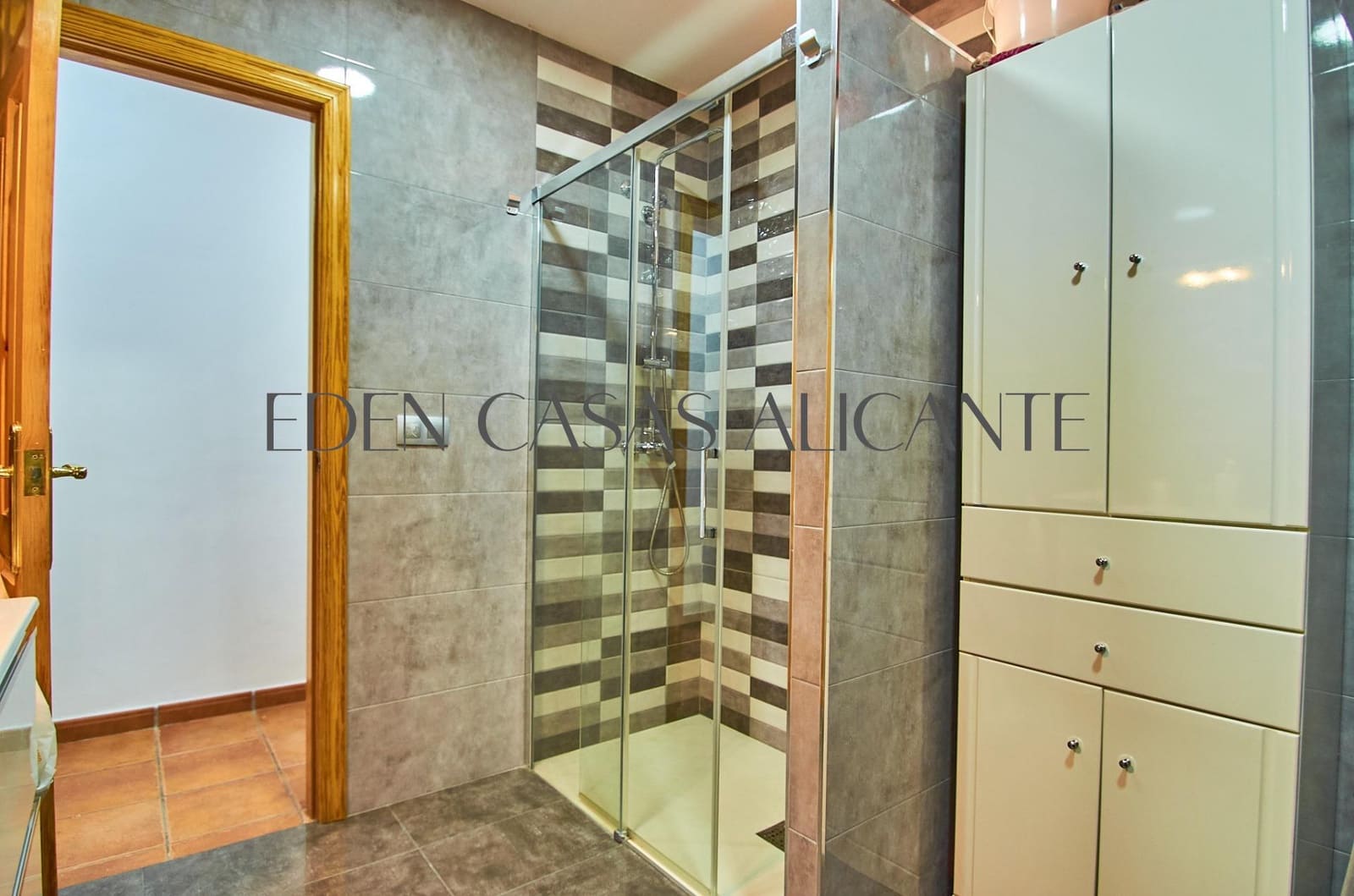 5 soveværelse Rækkehus til salg i Muchamiel / Mutxamel - € 349.000 (Ref: 9078103)