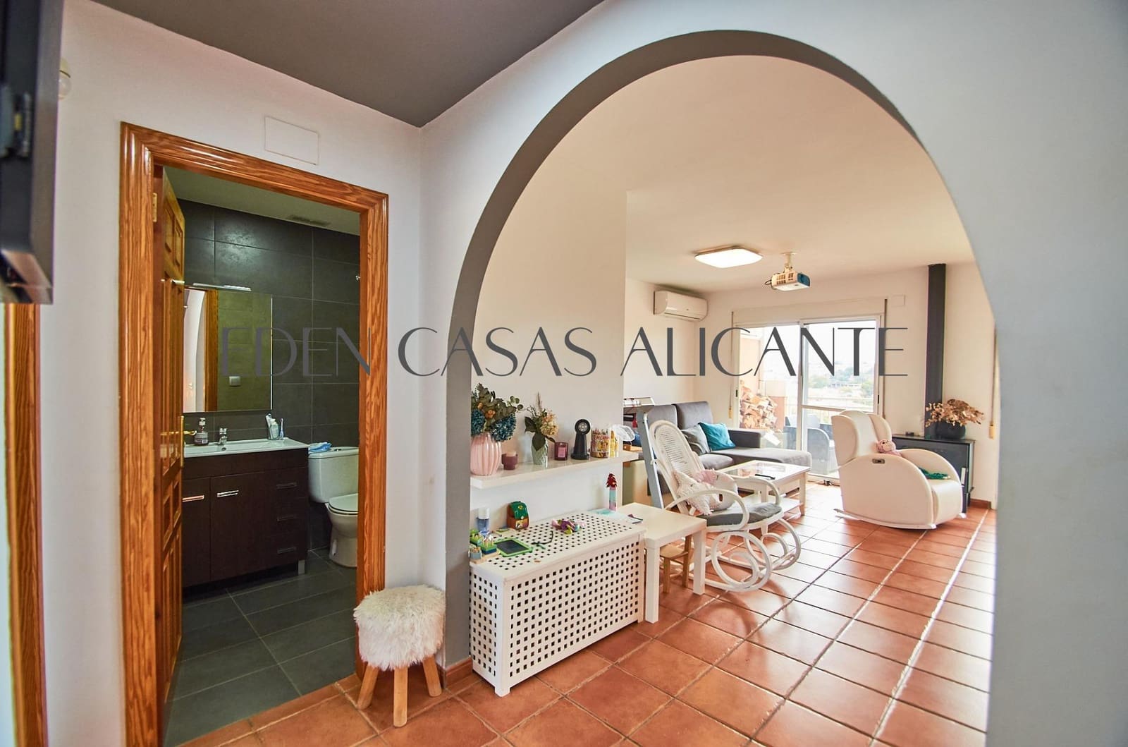 5 soveværelse Rækkehus til salg i Muchamiel / Mutxamel - € 349.000 (Ref: 9078103)